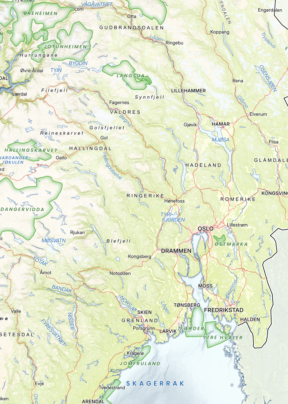 Utsnitt av Østlandet fra nasjonalparkkartet. Ytre Hvaler, Jomfruland, Raet og Langsua fremhevet mot naturtro bakgrunn.