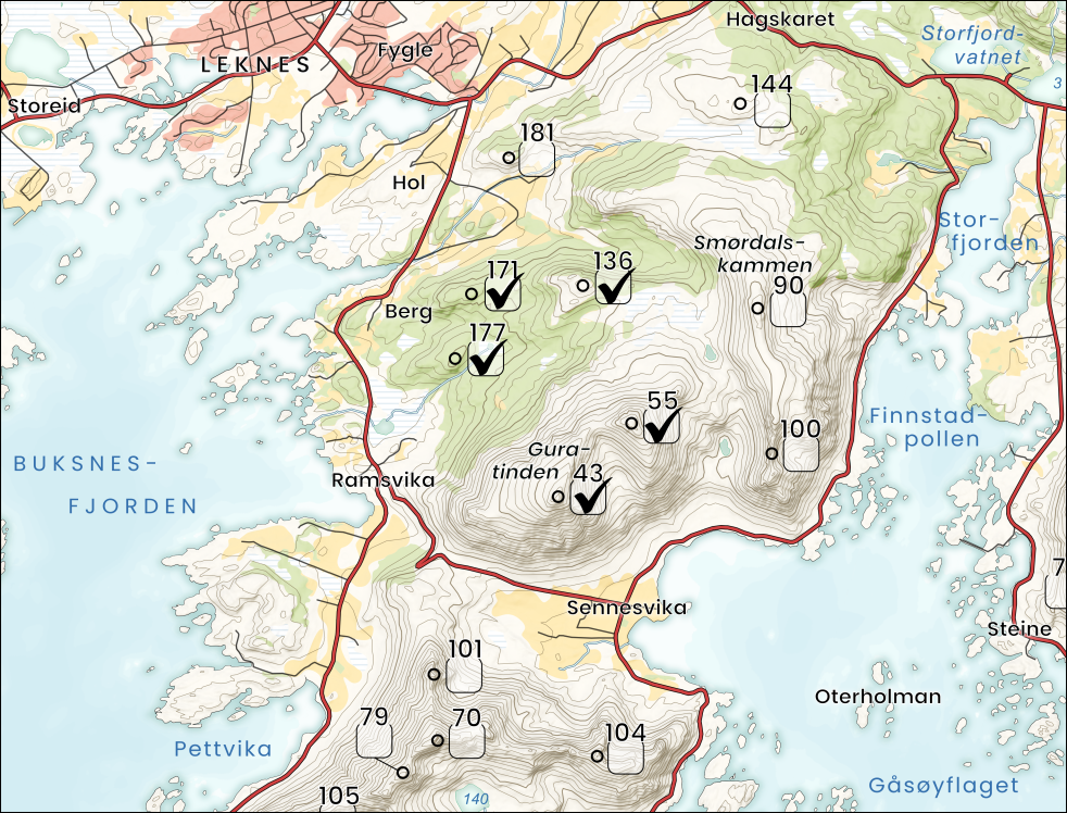 Kart over fjellområde med avkrysningsbokser for hver topp – perfekt for deg som vil holde oversikt over egne bestigninger.