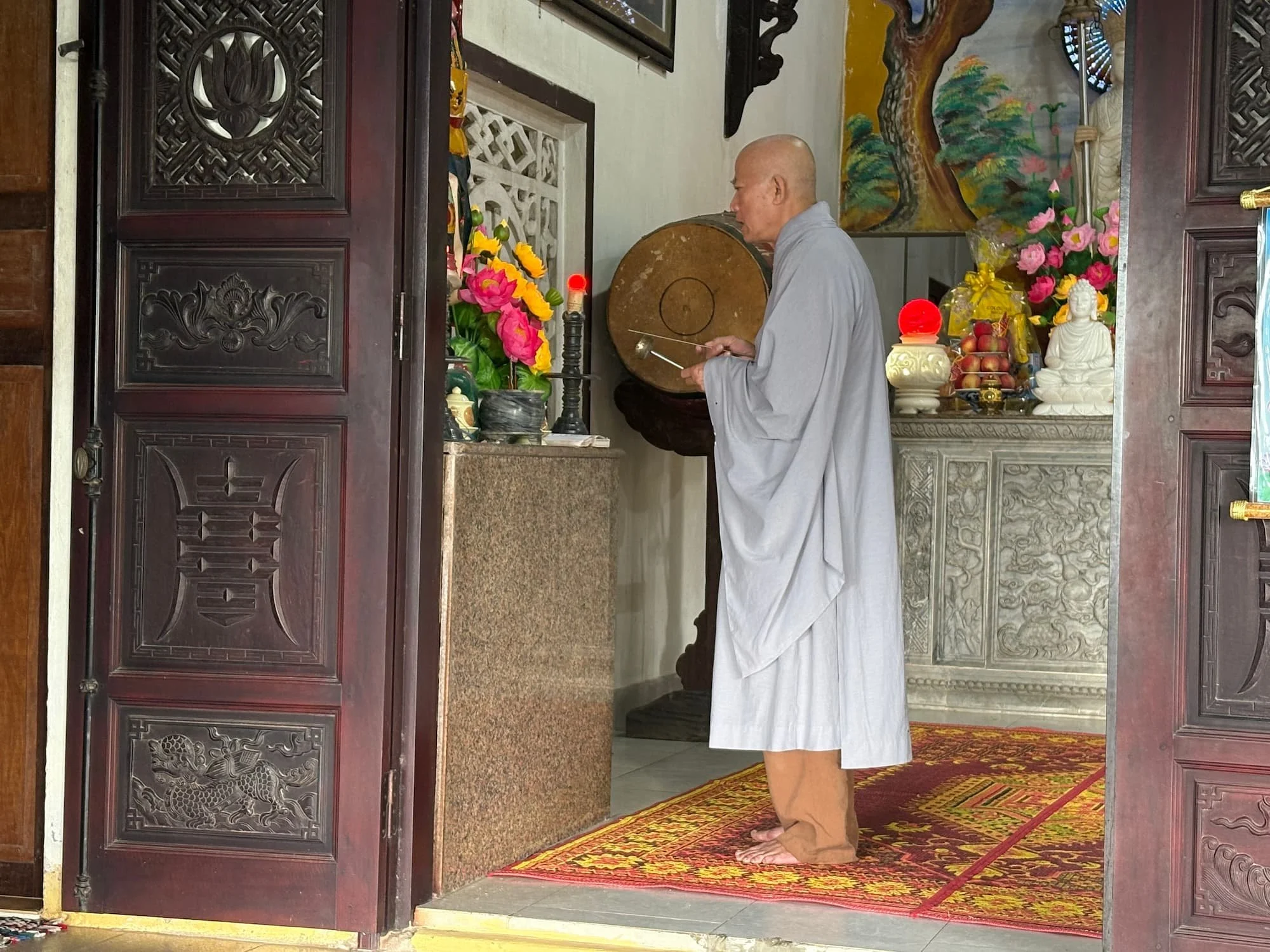 A monk praying at Linh Ung Pagoda in Da Nang