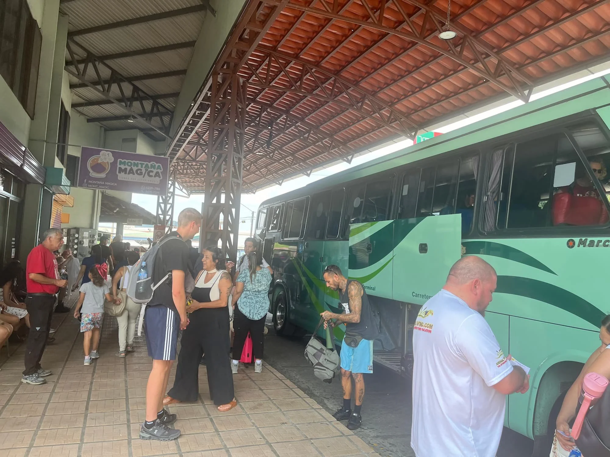 San Jose to La Fortuna public bus in Costa Rica