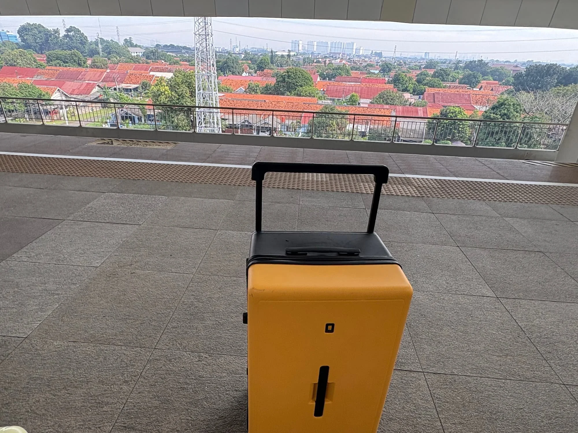 Level 8 Suitase in Jakarta City in Indonesia