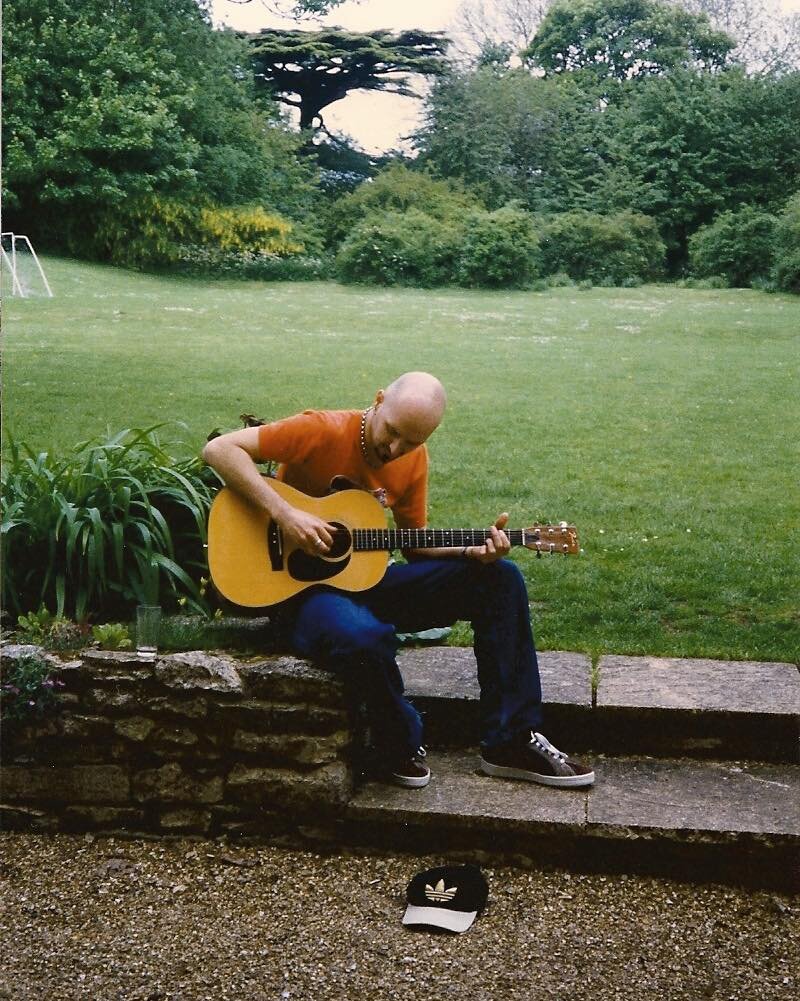 Happy Birthday to the riff master himself, Professor Ace! Thank you for all that you do for us Skunks! We love ya lots! 🎸🫶 Have fab day! 🧡

#SkunkAnansie #SkunkAnansieLive #OnTour