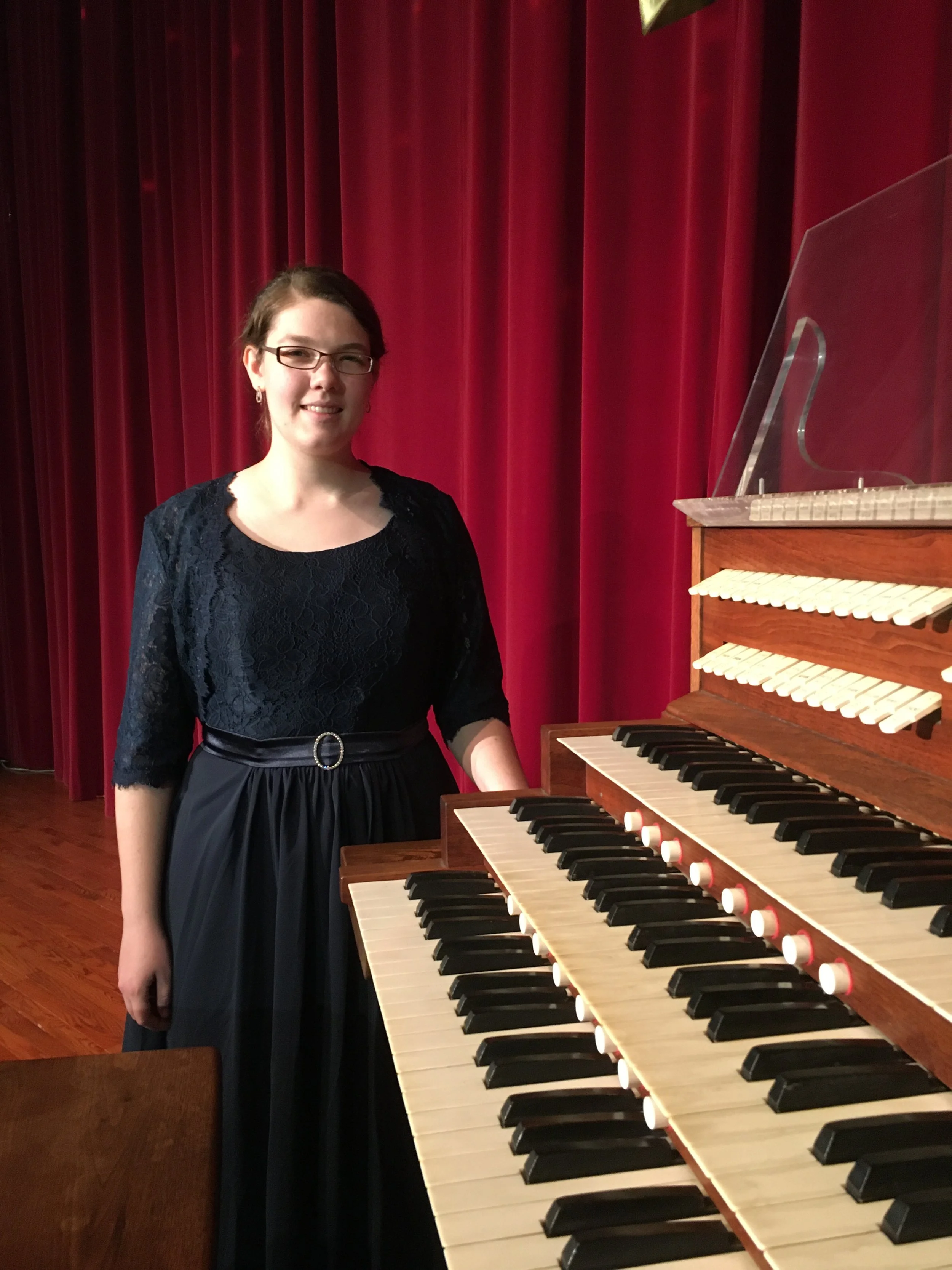 G with Organ 2.JPG