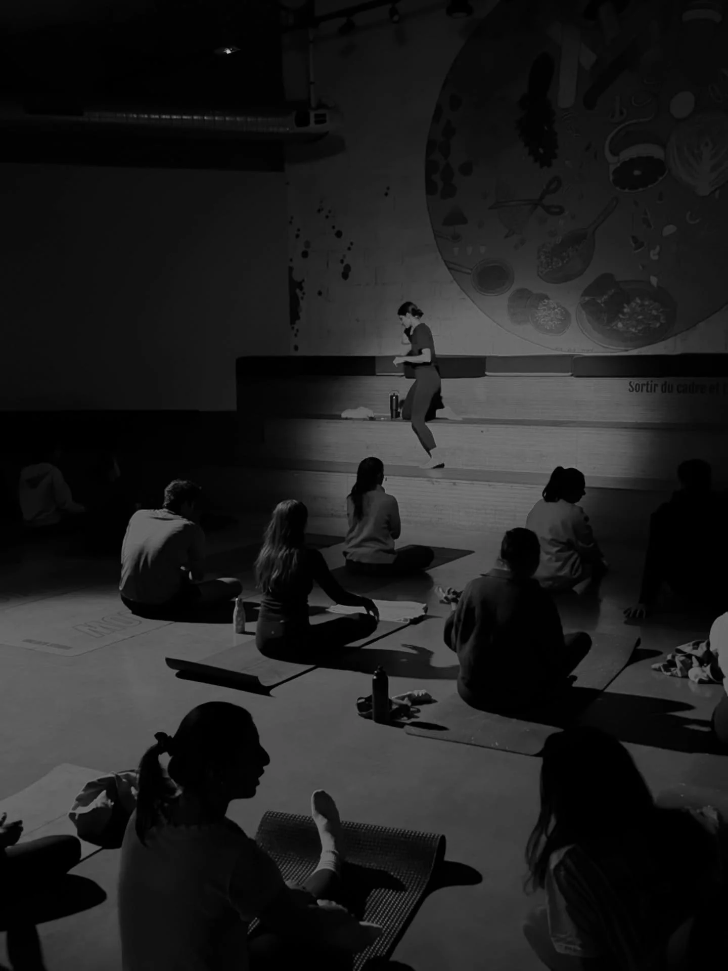 en mars: 
lundis + mercredis // 19:30

spring prep, yoga, relax 🎨

r&eacute;servez vos routines

unlockstudio.fr