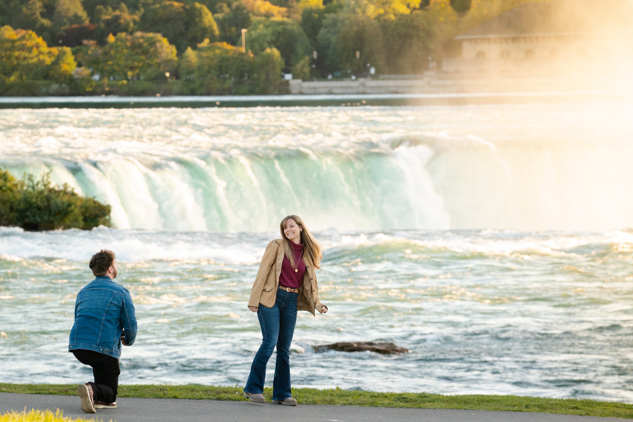 Niagara Falls Proposal Photographer