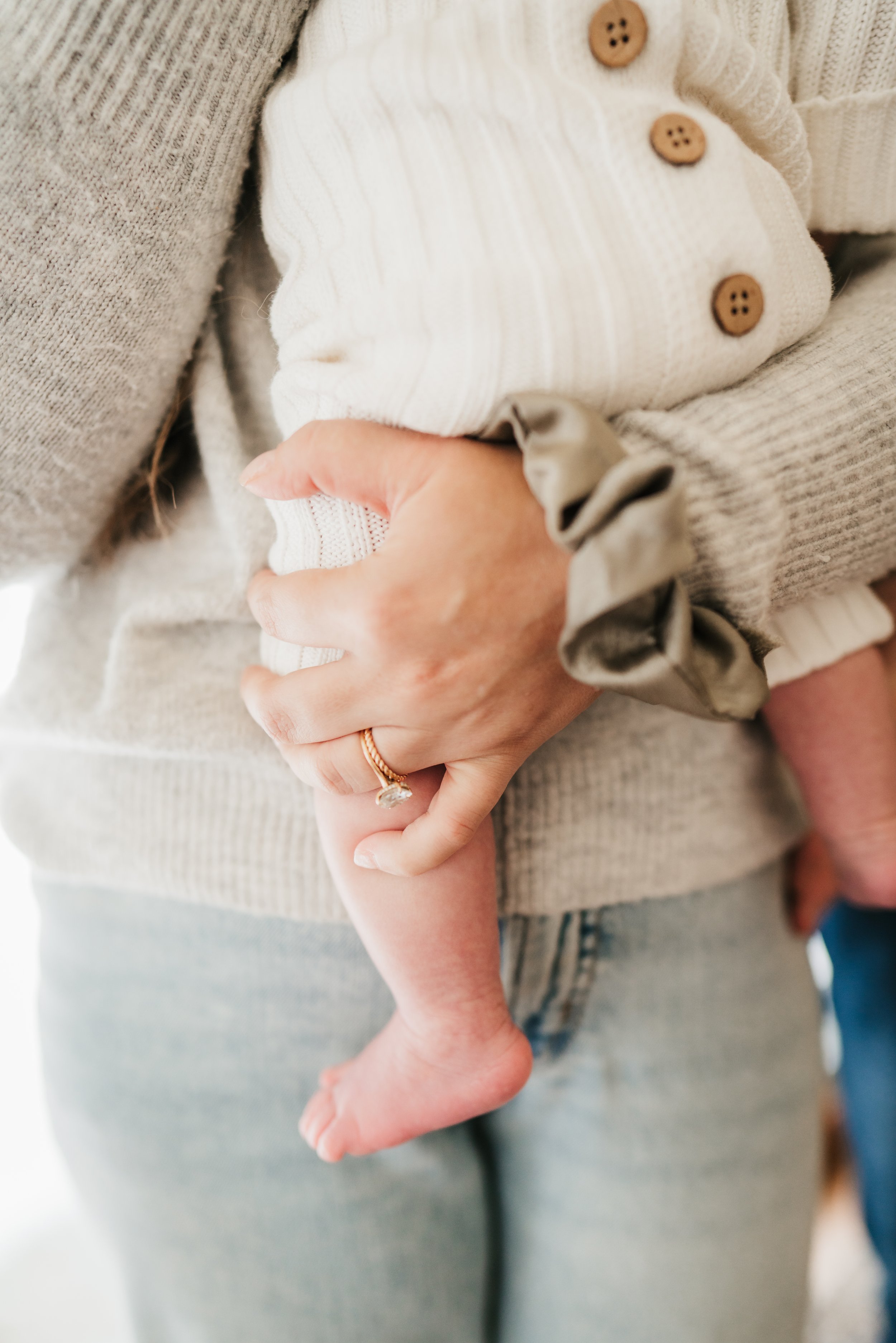 Buffalo Newborn Photographer