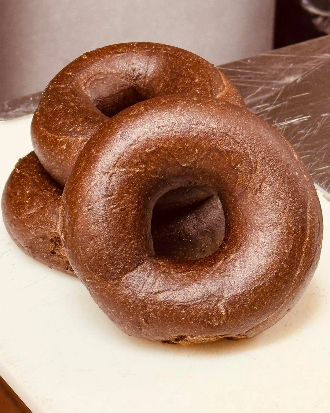 Bagel Time ⏰ #notyourtypicalbagelshop #earlymorningflavortown #bigdavesbagels #50yearsofplatterwork #worldfamouskweenies #bestinnewhampshirebagels