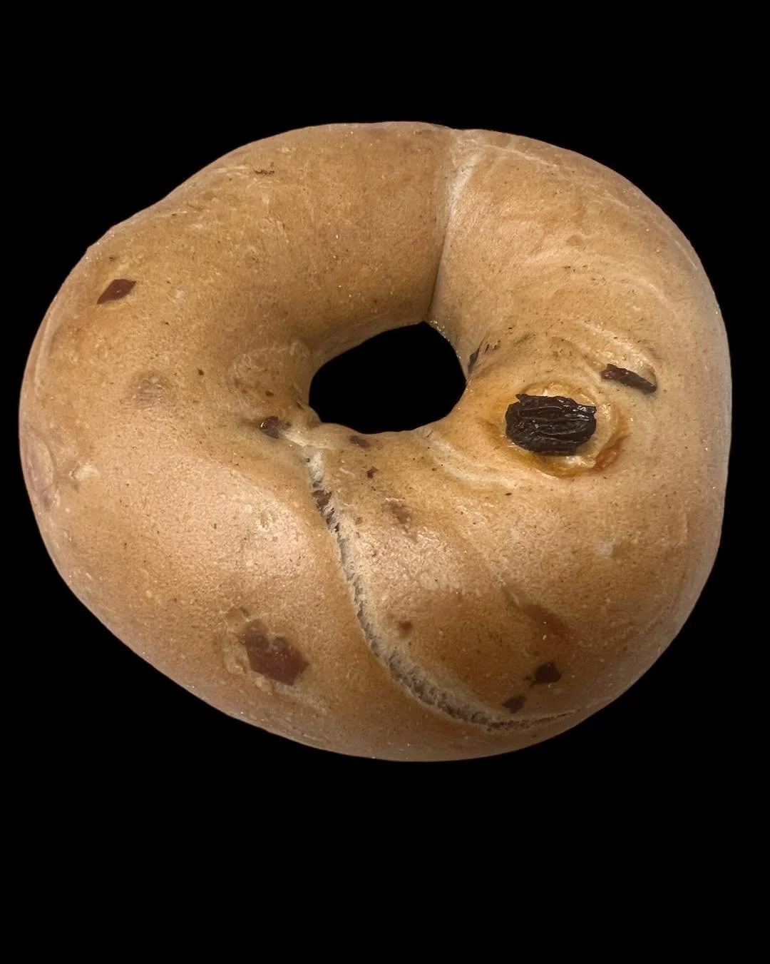 As anticipated we will be closing tomorrow Monday. 
Stay safe folks 😀  #notyourtypicalbagelshop #earlymorningflavortown #bigdavesbagels #50yearsofplatterwork #worldfamouskweenies #bestinnewhampshirebagels