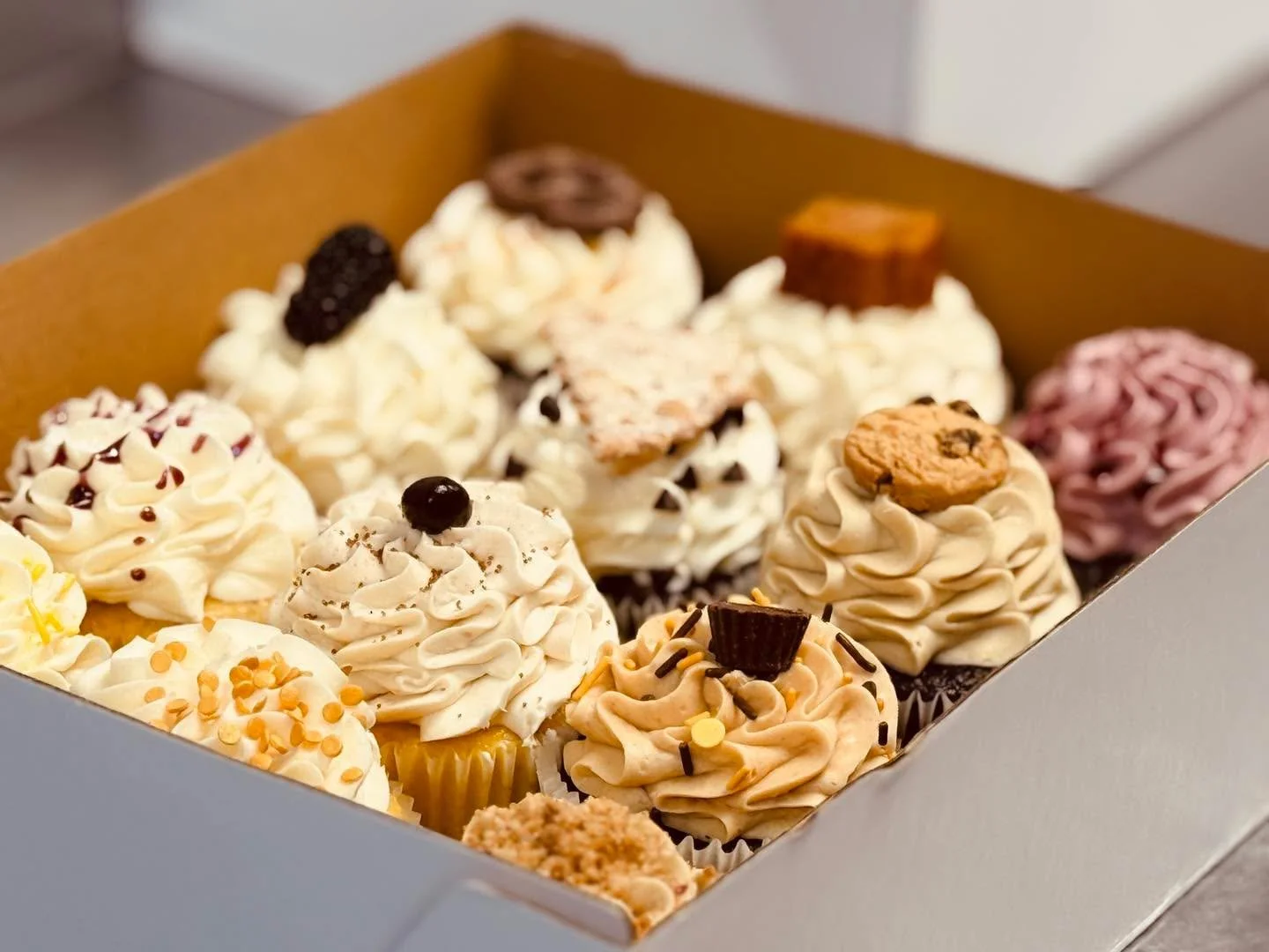 Warm thanks to our friends from Mystic Sugar Bakery for their surprise delivery of some of their delicious cupcakes 🙏Our staff devoured them. If you have not been to their shop you need to go. 
If you are in our shop today we have some tasty offerin