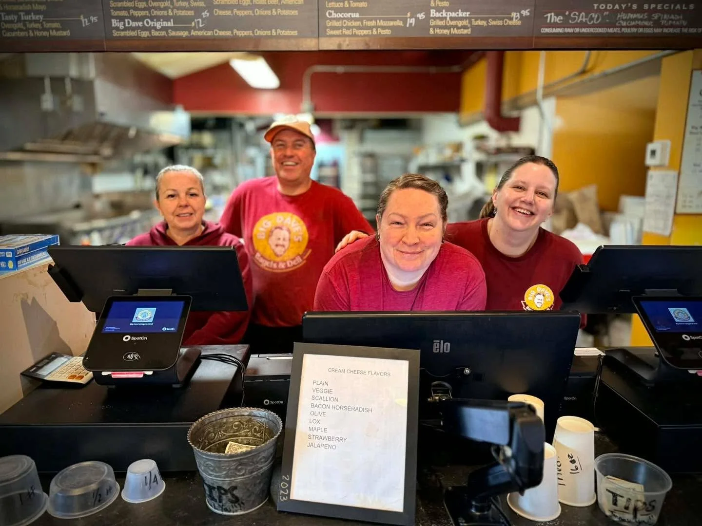 Going to be a good Wednesday here at Big Dave&rsquo;s 😀  #notyourtypicalbagelshop #earlymorningflavortown #bigdavesbagels #50yearsofplatterwork #worldfamouskweenies #bestinnewhampshirebagels