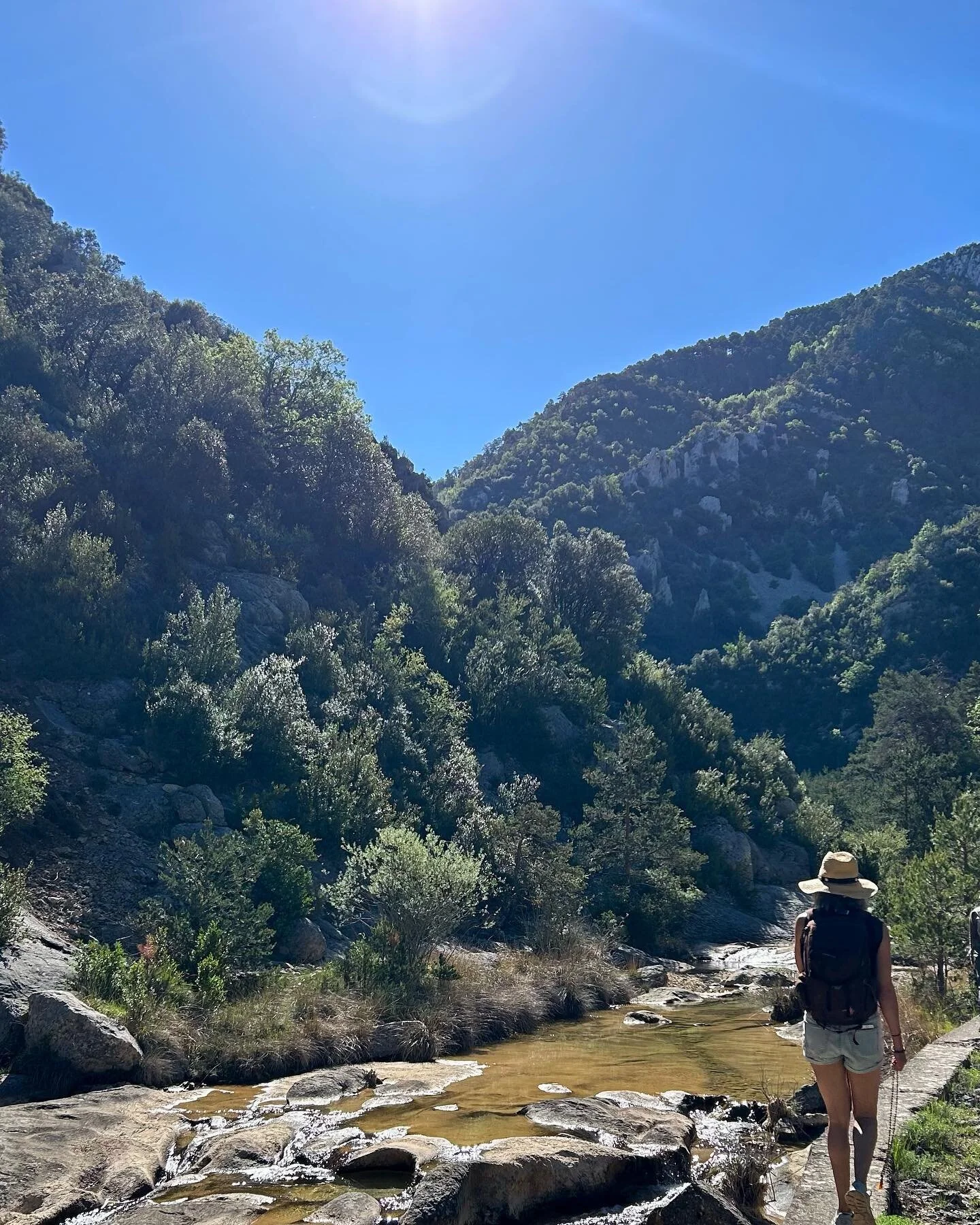 Entre Terre et Ciel

Week-end end yoga/rando avec la sangha &agrave; Nocito sur le versant de la Sierra de Guara en Aragon.
🙏🏼 Mother Nature pour l&rsquo;&eacute;merveillement constant
🙏🏼 Notre guide extraordinaire C&eacute;line
🙏🏼 Sangha et &a