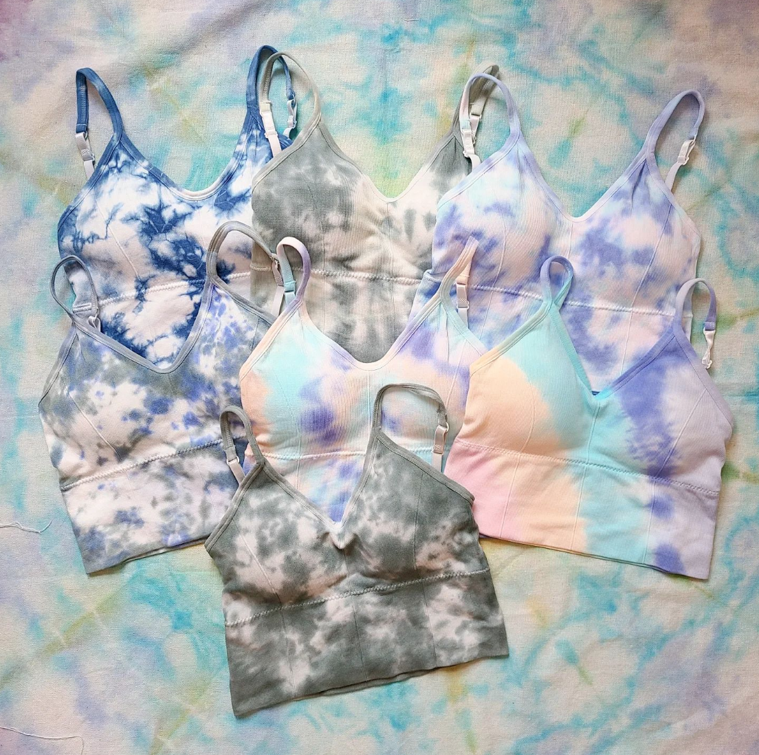 Sports bra top · 紮染運動上衣