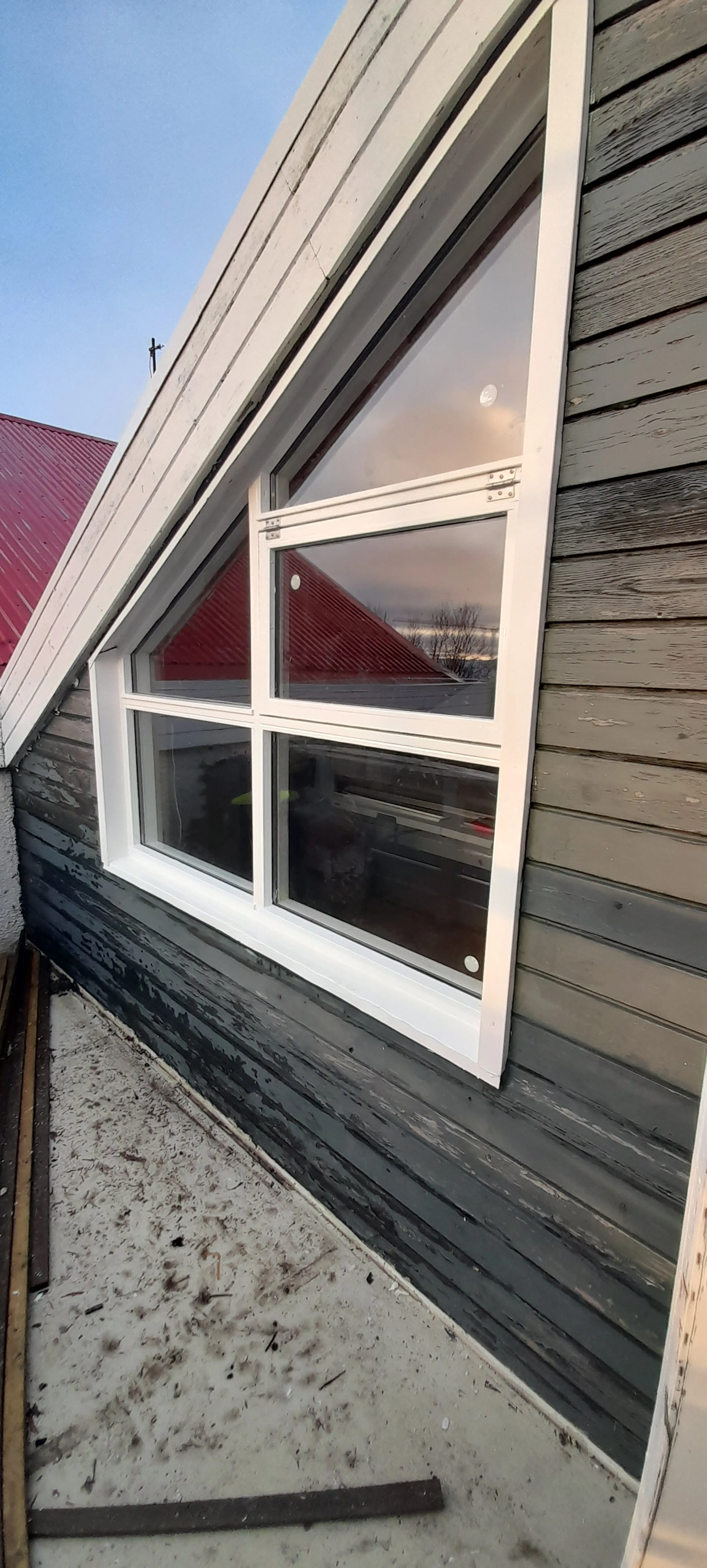 Gluggar og hurð