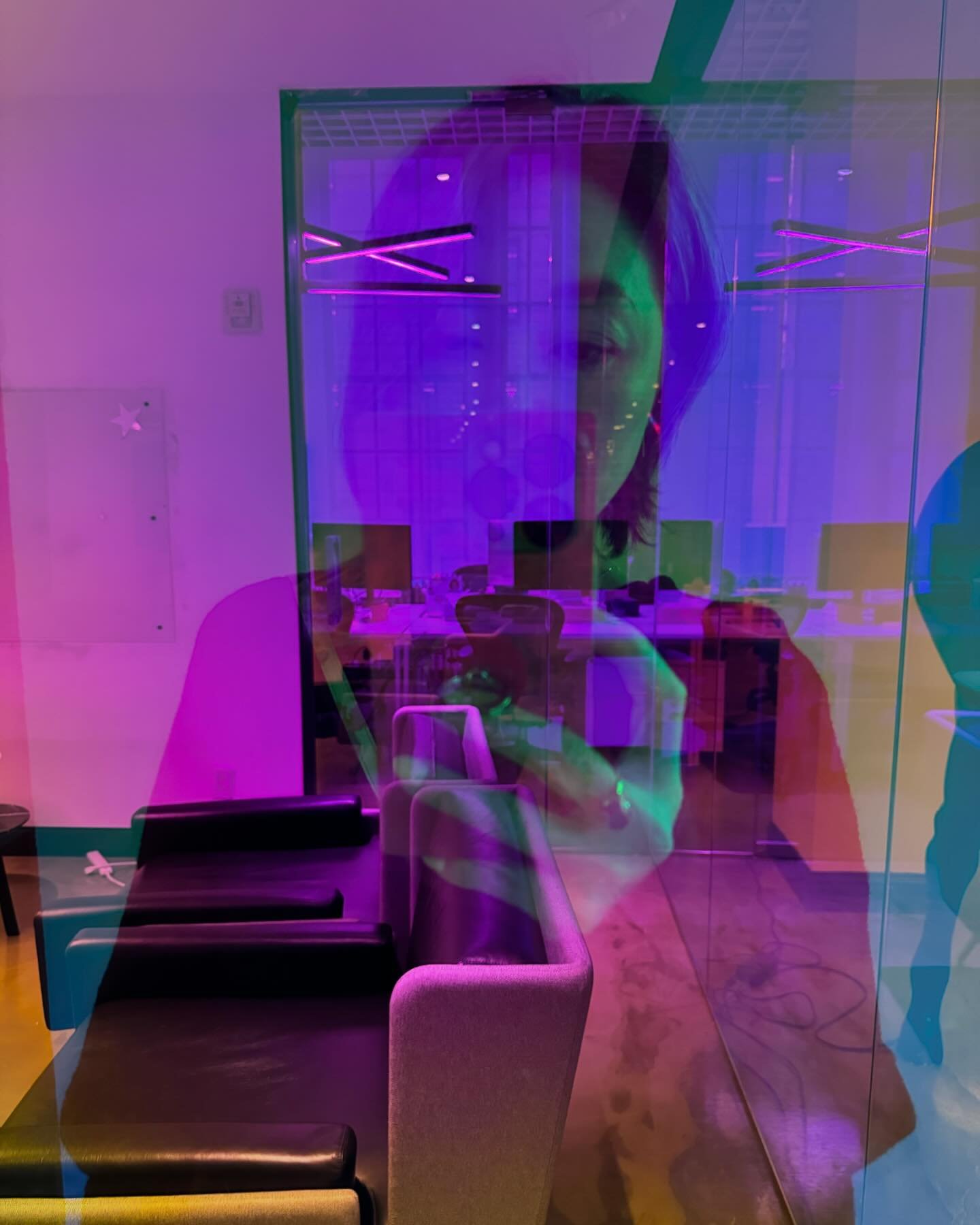 Holographic room fun💜💛🩷💚 It&rsquo;s a conference room with holography glass in a super creative office. And no, there&rsquo;s no filter on this experience! Sadly, this location is closing, so this visit is my last as a guest. Whenever I visit off