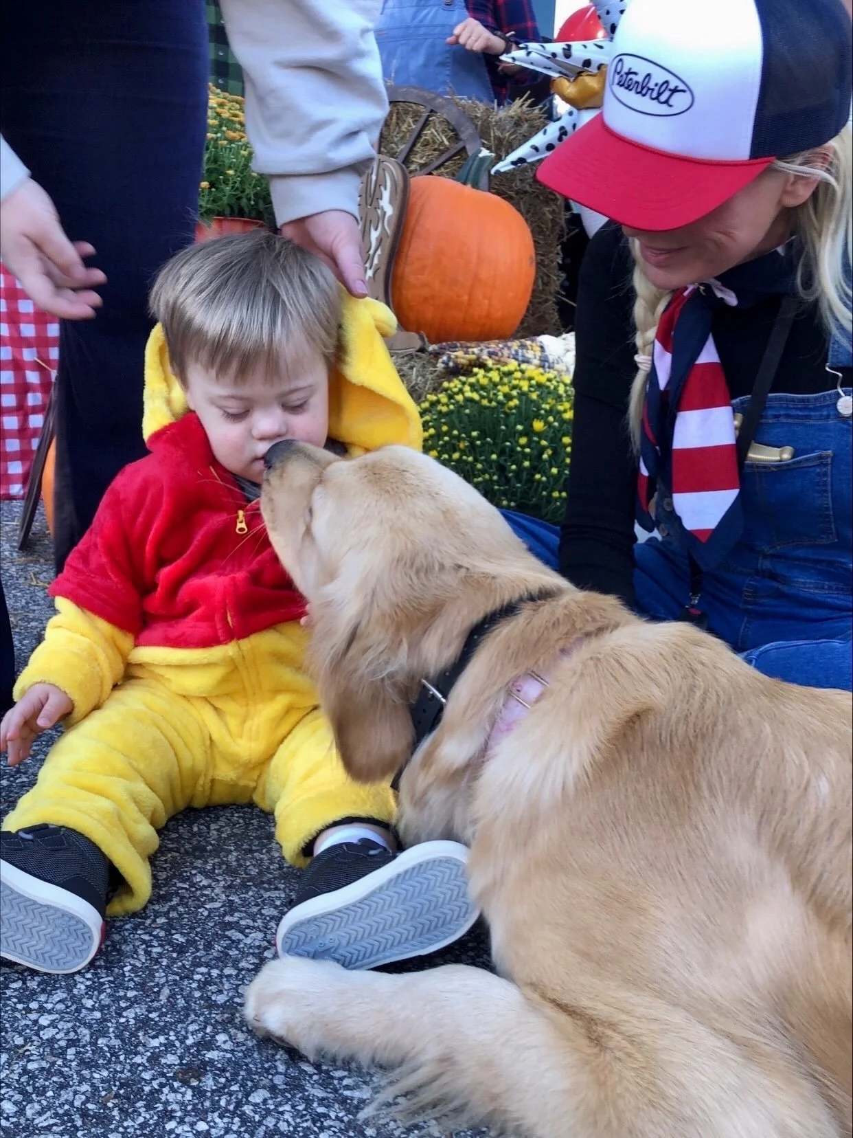Our favorite part of Trunk or Treat is seeing all of these smiling faces! 🎃👻 From fun costumes to sweet treats and lots of laughter, our students had the BEST time celebrating with us!
A huge thank you to everyone who helped make this day so specia