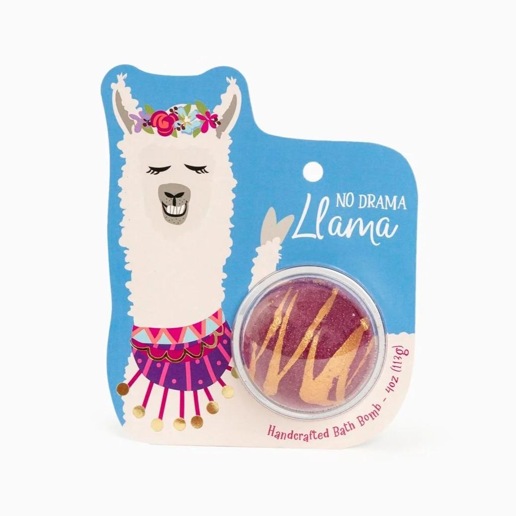Clamshell_Llama_Standing0195.jpg