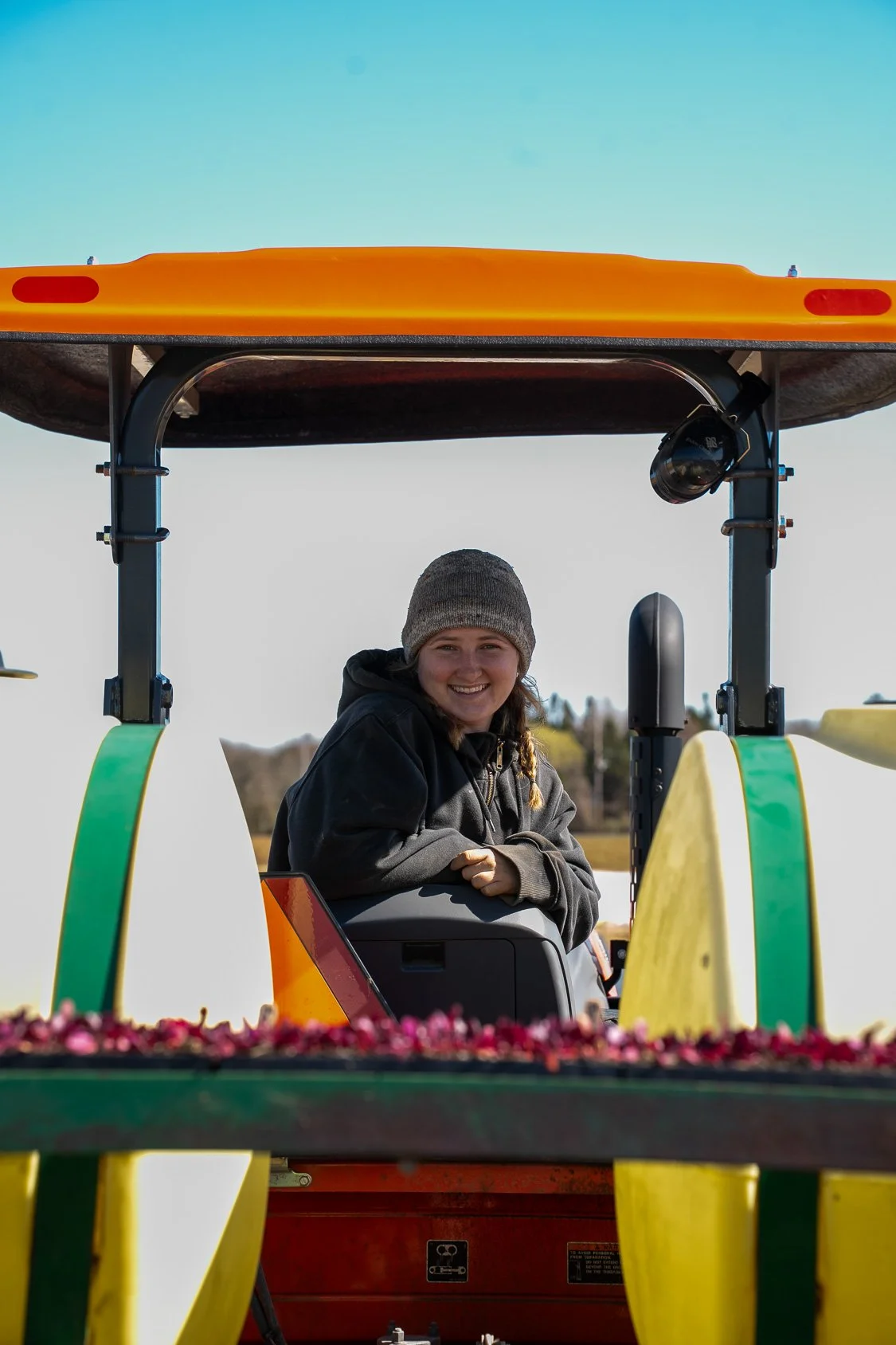 0425_Apprentice Planting_28.jpg