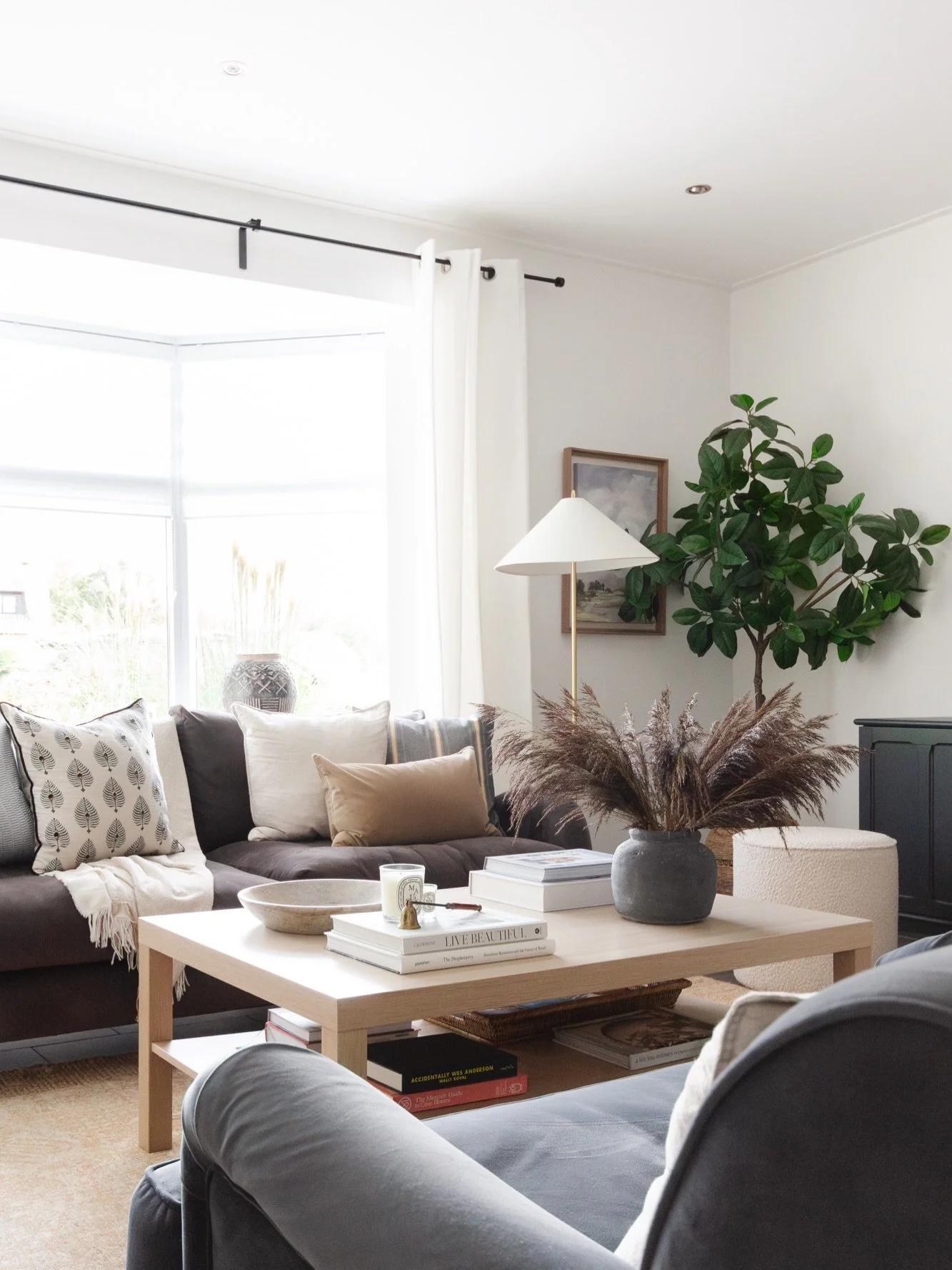 There is just something so delightful about coming home to your favourite place. That safe sanctuary, the cosy corner, the exact spot where you curl your feet up and nibble away on a cheeky evening snack. That is exactly why I am so passionate about 