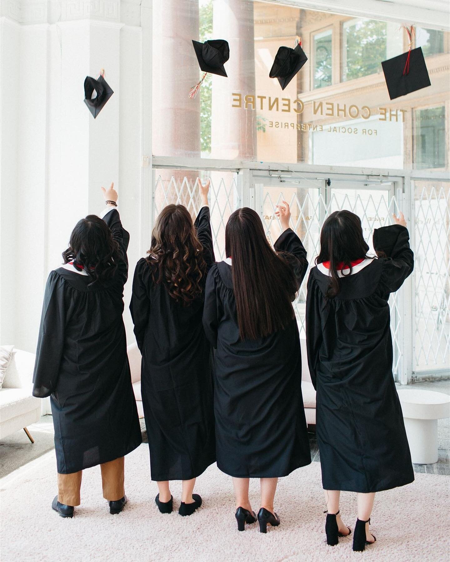 As we prepare to go back to school, we want to congratulate our 2022 high school graduates! These young people are going to continue to do incredible things and we can't wait to cheer them on as they take their next steps! ⁠
⁠
📸 by @nataliesuenphoto