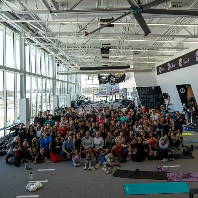 Finding big ideas…amidst others…
Finding big ideas. 
❤️
📸 @dr.josh_tcom