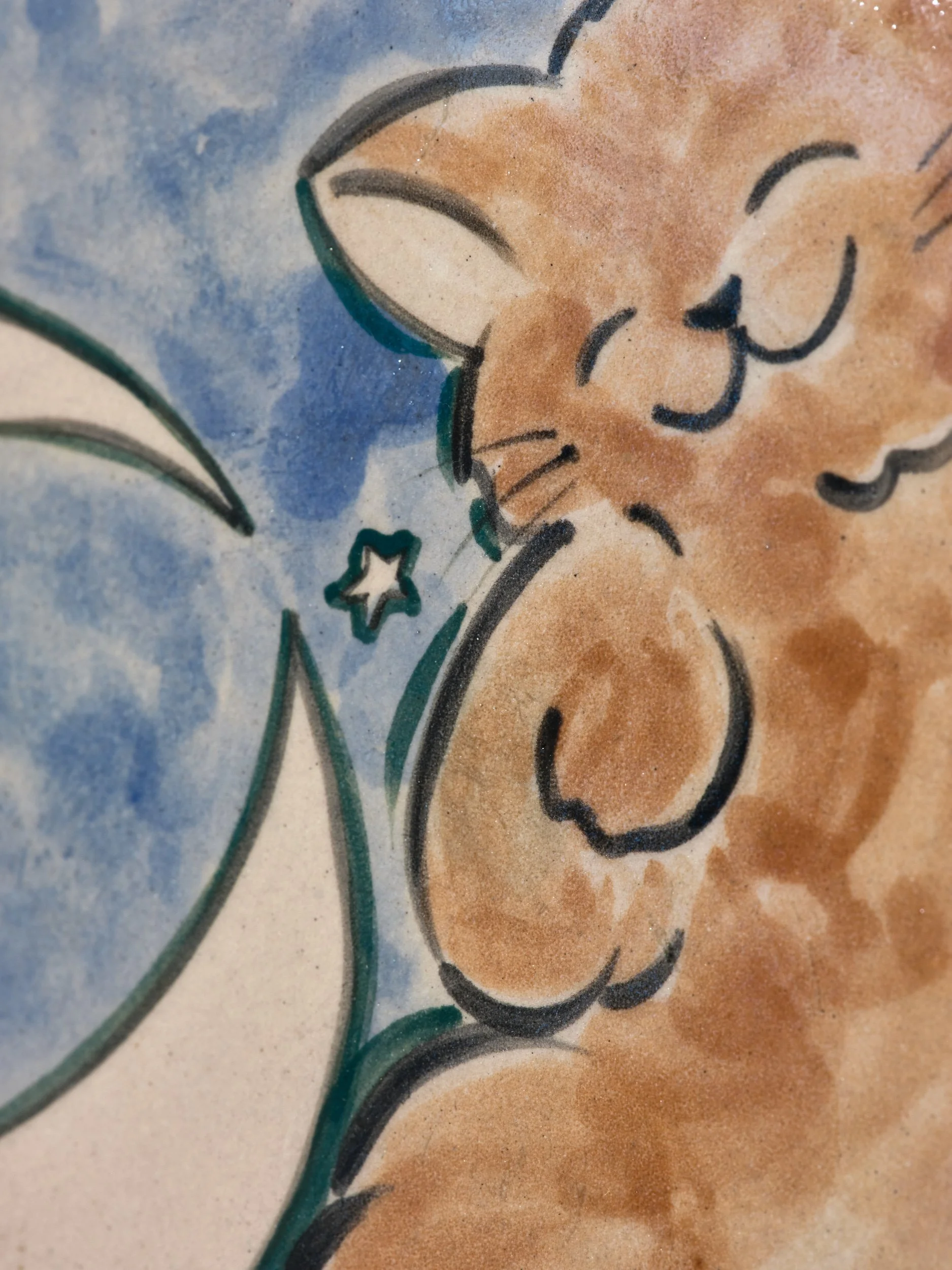 Yasemin Gava_ Sleep Cat Clock detail (kitchen).jpg