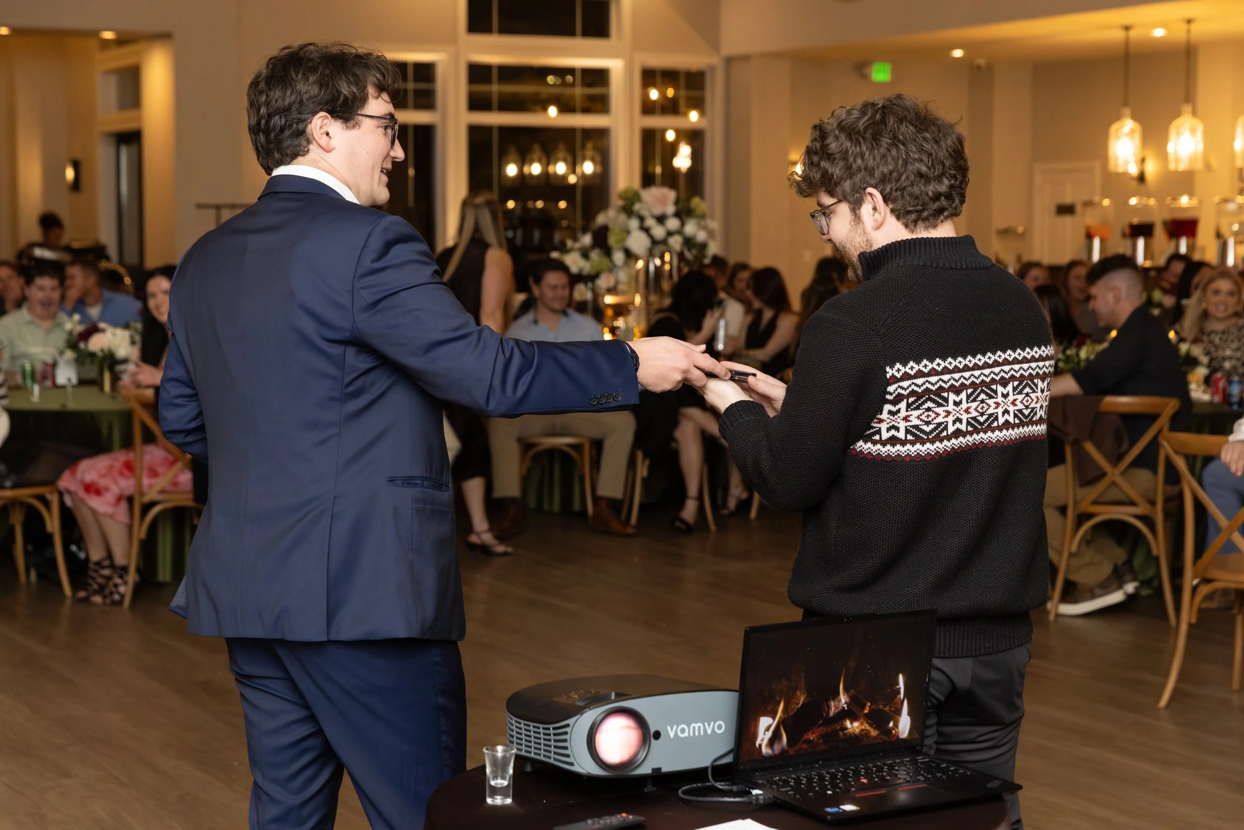 The Complete Guide to Hiring a Wedding Magician in Colorado