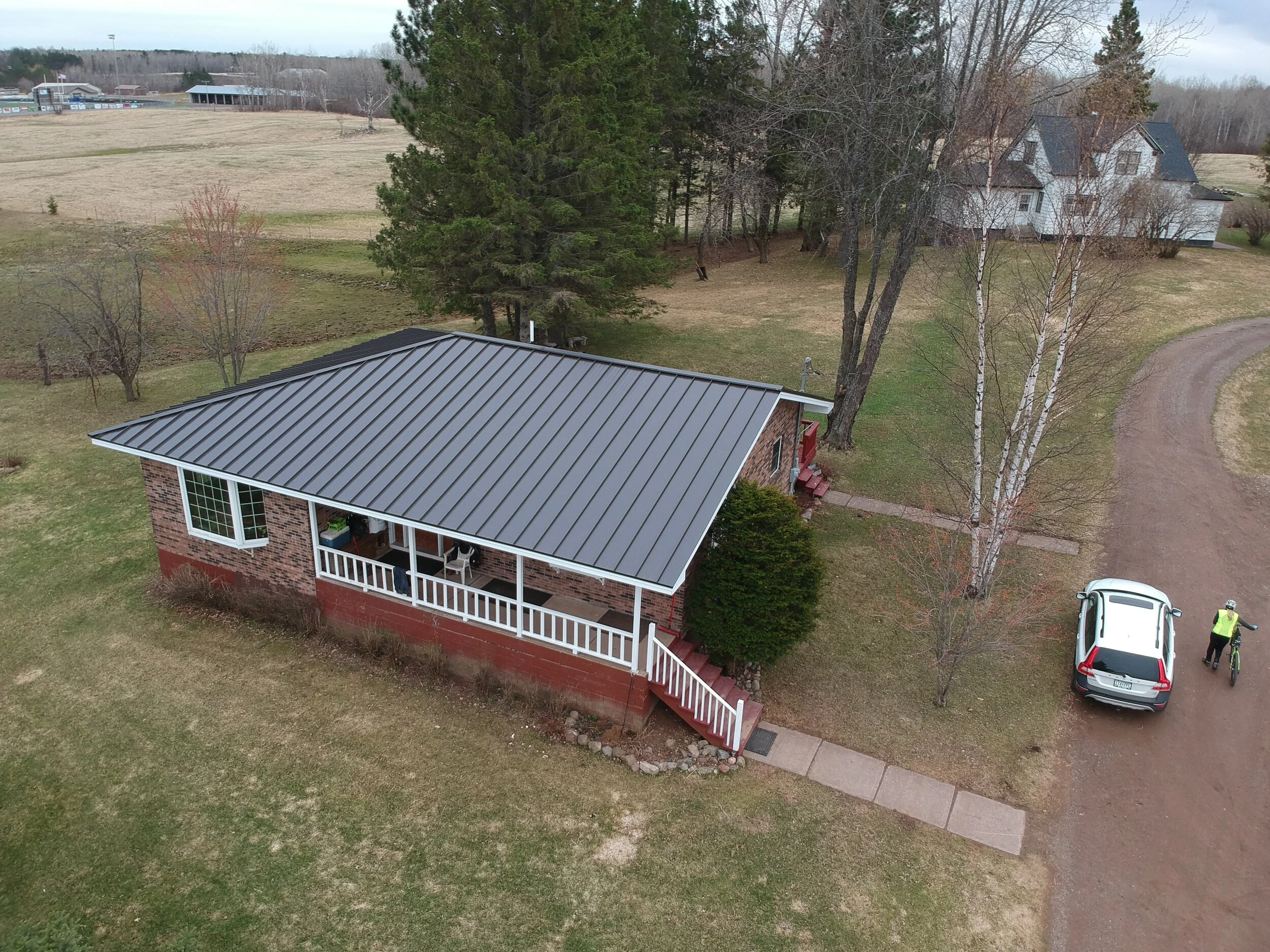 Dark Bronze Seam Esko