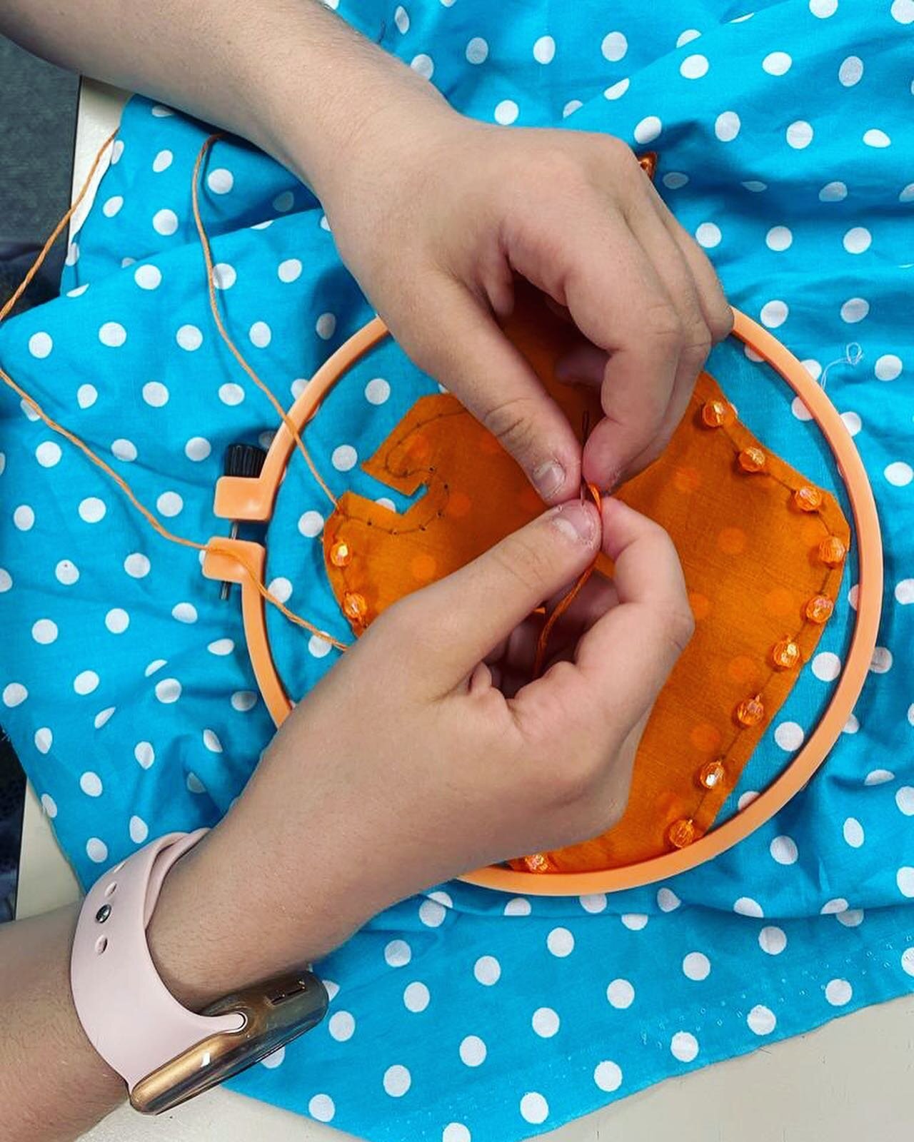 Sew &amp; Co work in progress 💫 A little glimpse into the measuring, beading, hand sewing, tacking and machine sewing from the last few weeks 😍

With less than half a term to go concentration is at its peak for our clever sewers! 👏🏾📏 🪡 🧵 

🌈 