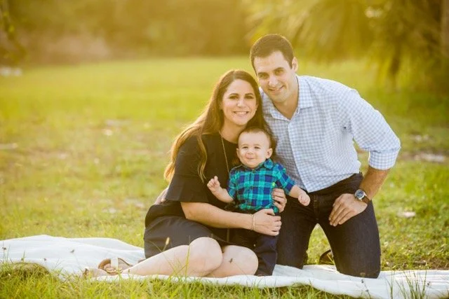 Essential Oils IRL Series: Dr. Alli Manis Parisi of Live Free Chiropractic