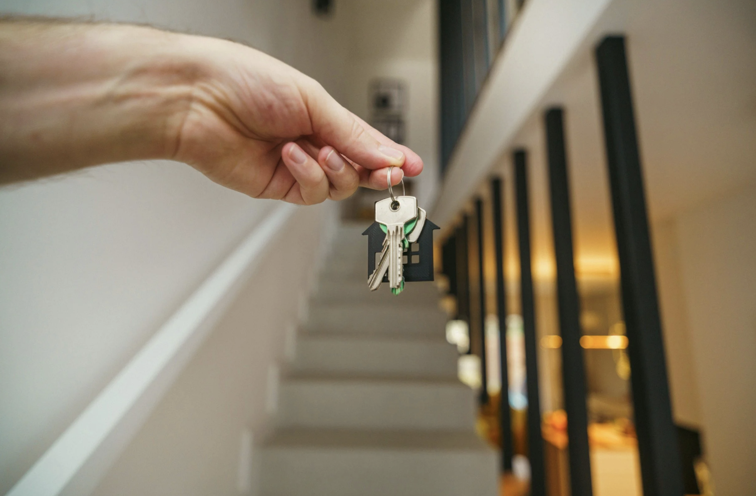 The Silent Buyer: What Home Shoppers Do Between Appointments