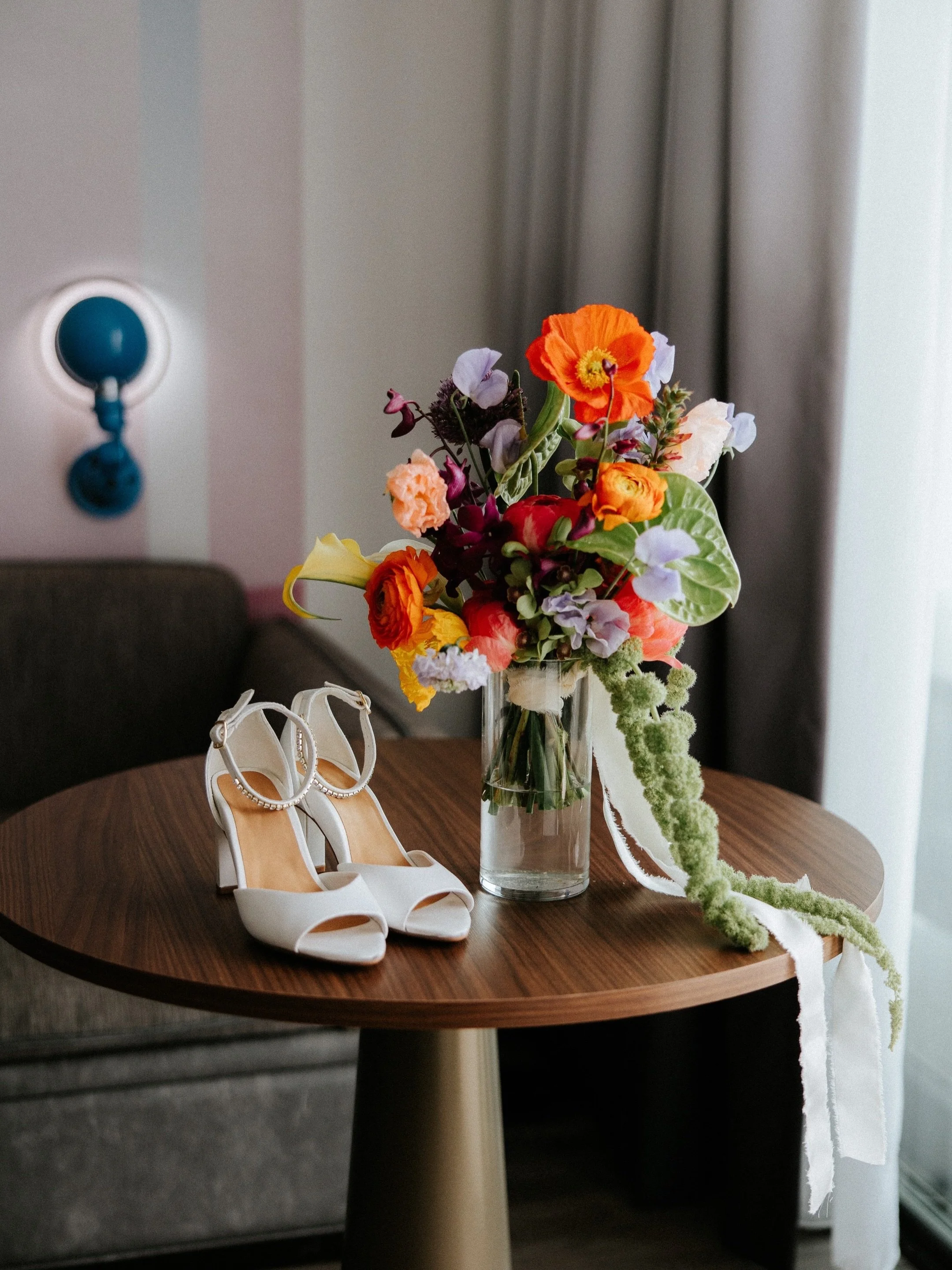 Details don&rsquo;t just &ldquo;happen&rdquo; on the day.

They&rsquo;re ready. All in one place.
Shoes, rings, perfume, invites&hellip; not scattered across three rooms while everyone&rsquo;s getting dressed.

When everything&rsquo;s there from the 