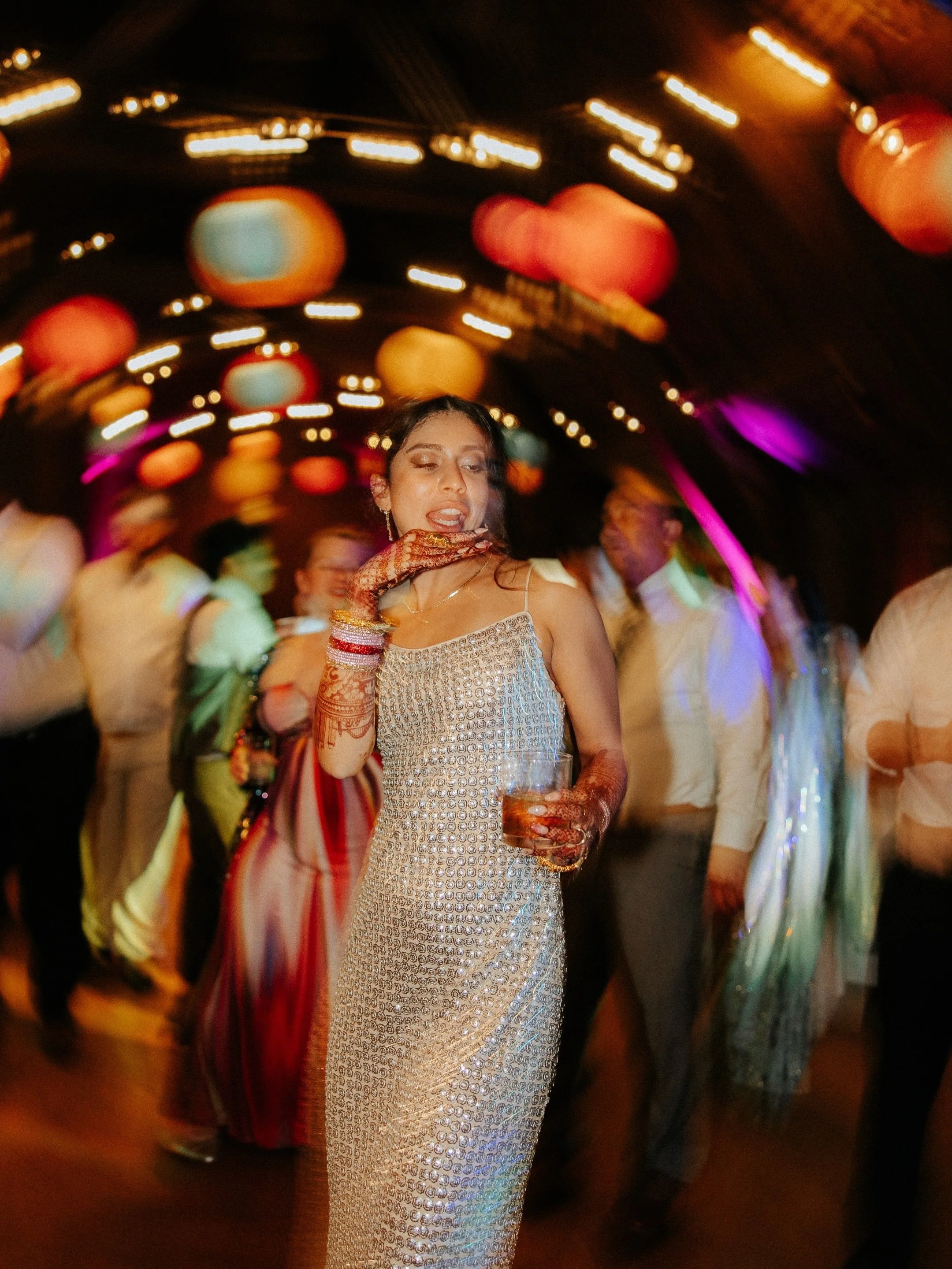 A wedding dance floor to remember at Outdoor Art Club in Mill Valley, San Francisco affluent and picturesque suburb. 

Wedding coordinator @joinmostest
Venue @outdoorartclub
HMUA @katya.rich.makeup
Florals @thebouquetman
Couple @shreebanga @zachlahay