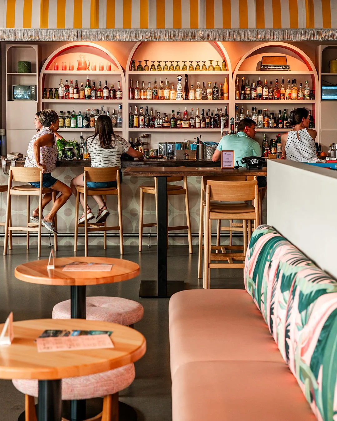 web_Custom-Furniture-Cocktail-Bar-2025.06.12_FortnerFinishPalmValley_Selects-44.jpg