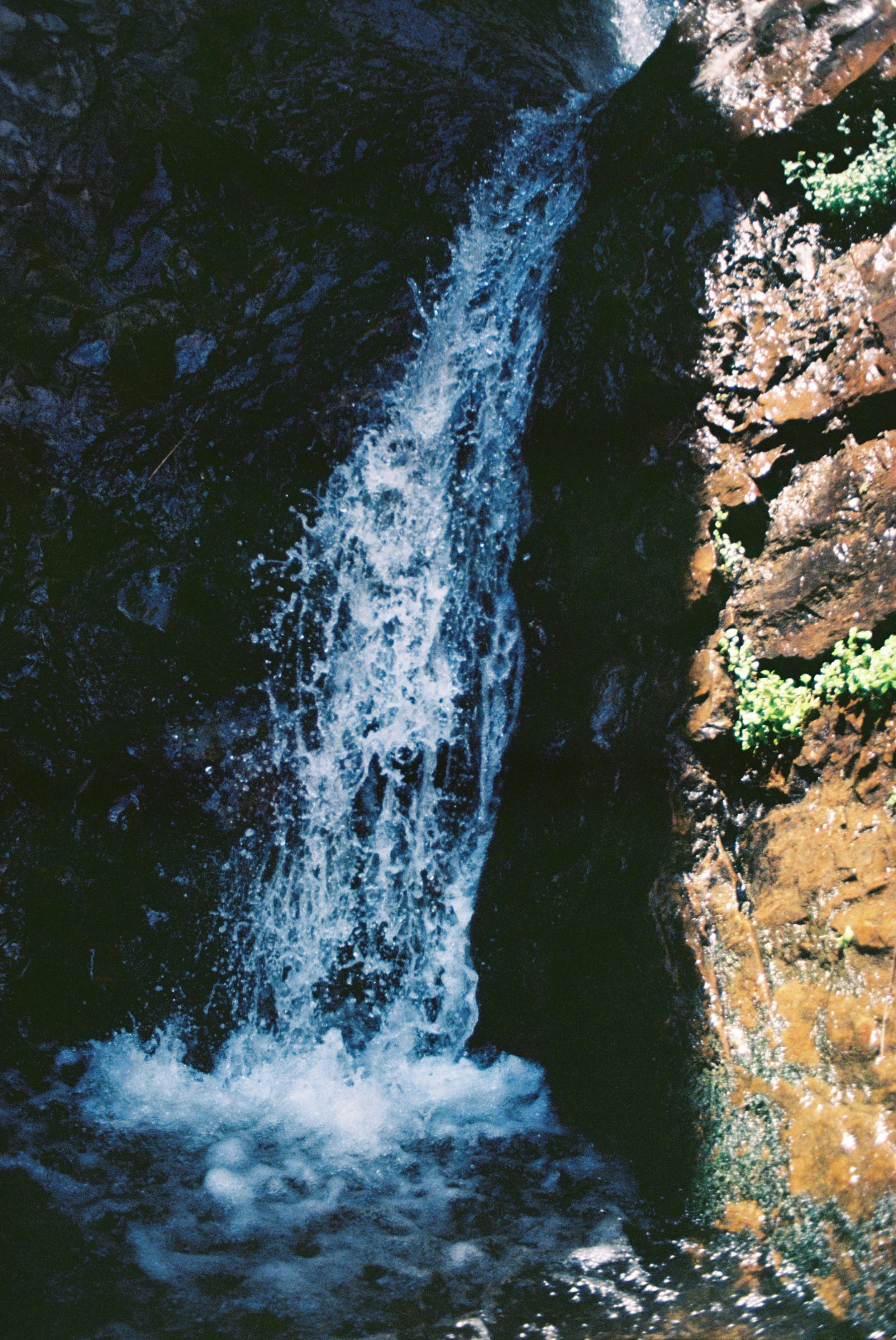 0397585_0397585-R1-058-27A.jpg