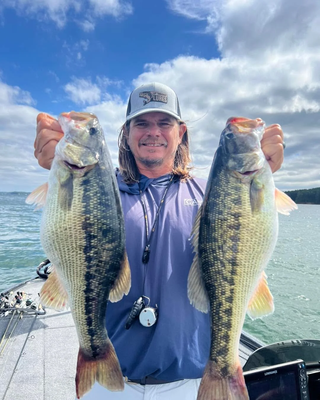 A couple of herring eaters that graced the boat with their presence this AM. 

Today&rsquo;s report can be found here: https://jeffnail.uscreen.io/programs/october-4-2025-lake-lanier-fishing-report

#stcroixrods #castfishingco #gillfishing #Spotchoke