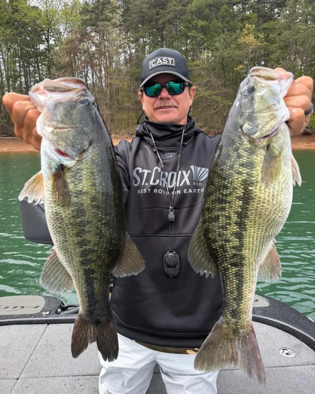 It appears I have not forgotten how to fish the South end of the lake.  Caught fish in water that was 1ft deep a water that was 80ft deep.  There is no telling where you may find fish this time of year, so keeping an open mind (and eyes and ears) can