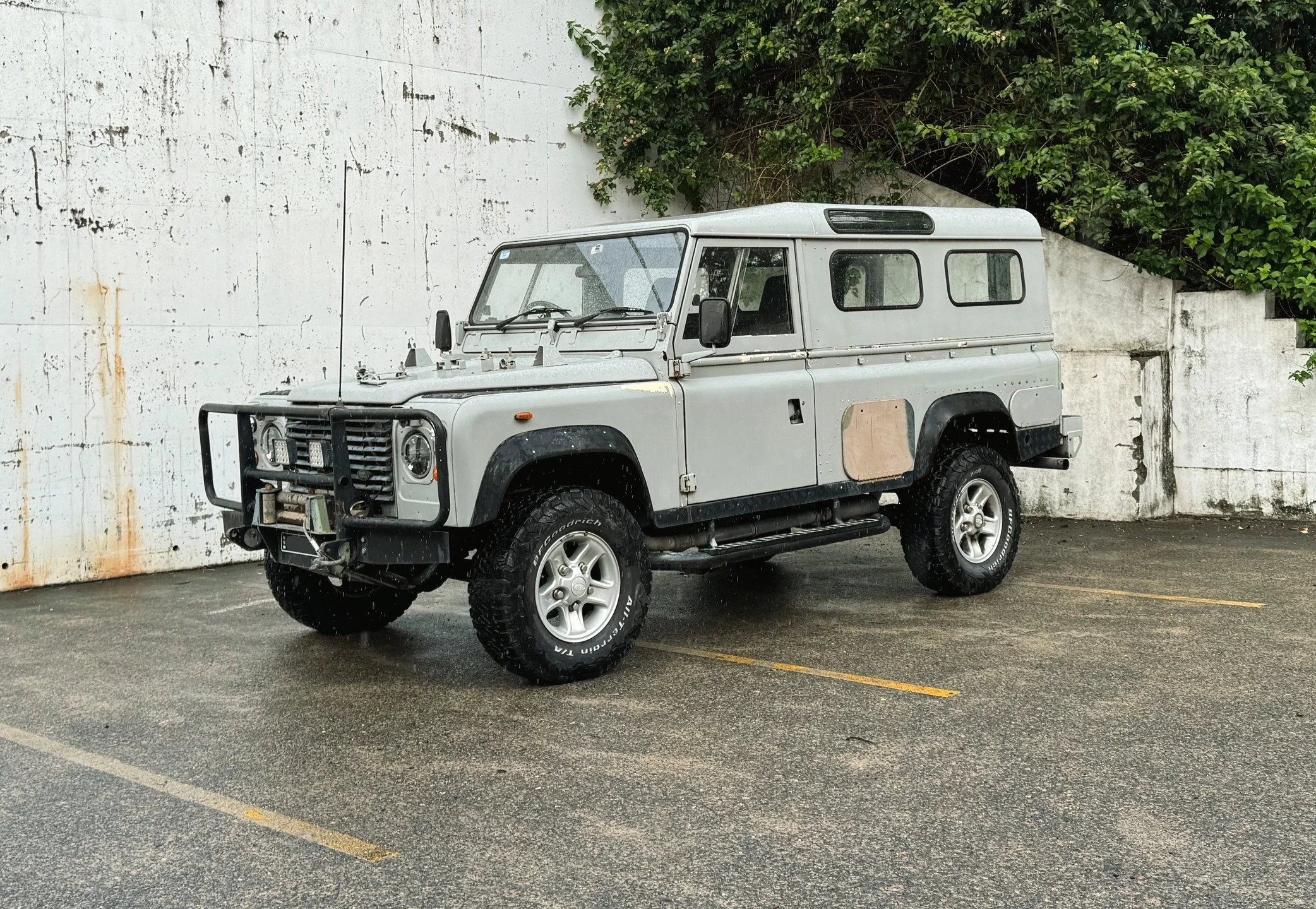 Dreadnought. 

Before shots of this battleship. With a turbo 4BD1, plenty of owner mods and a hardtop to keep the weather out, this Perentie looks as though it has been through hell and back, although it drives beautifully and feels like it could cha