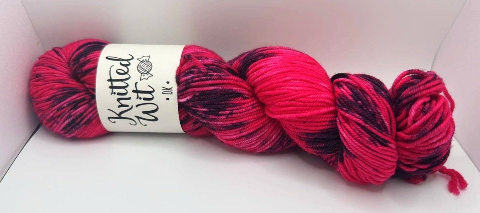 Knitted%2BWit%2BDK%2BBespeckled%2BRaspberry.jpg