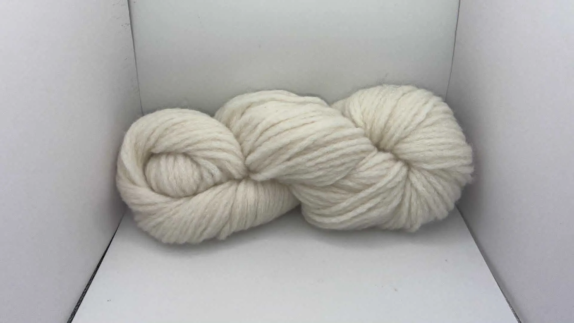 Mirasol Phullu 102 Ivory.jpg