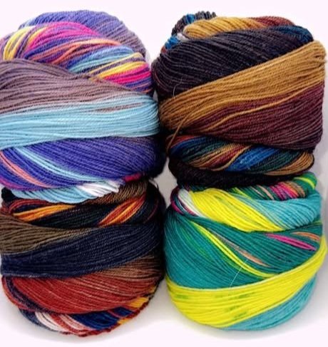 Laines+du+Nord+Infinity+Sock.jpg