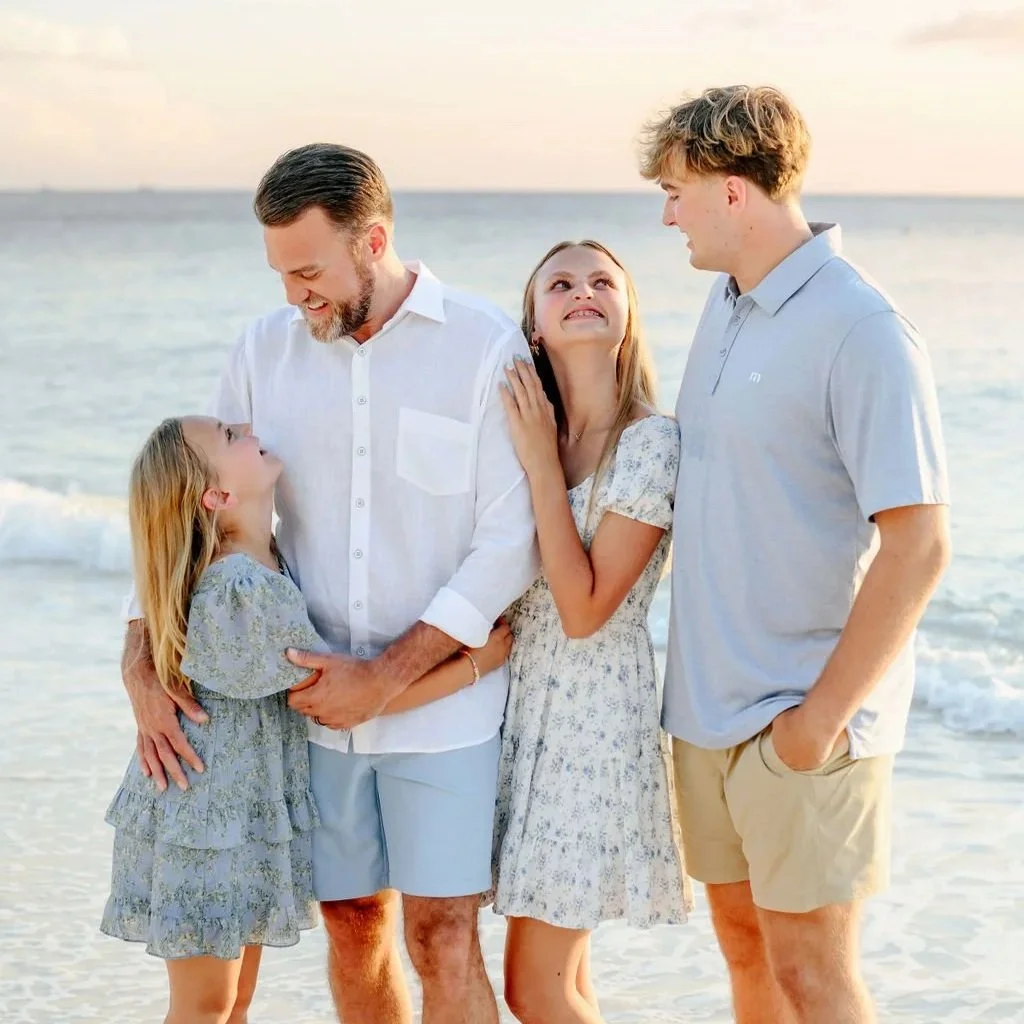 Seven Mile Beach Family Photos, Kimpton Seafire Resort + Spa