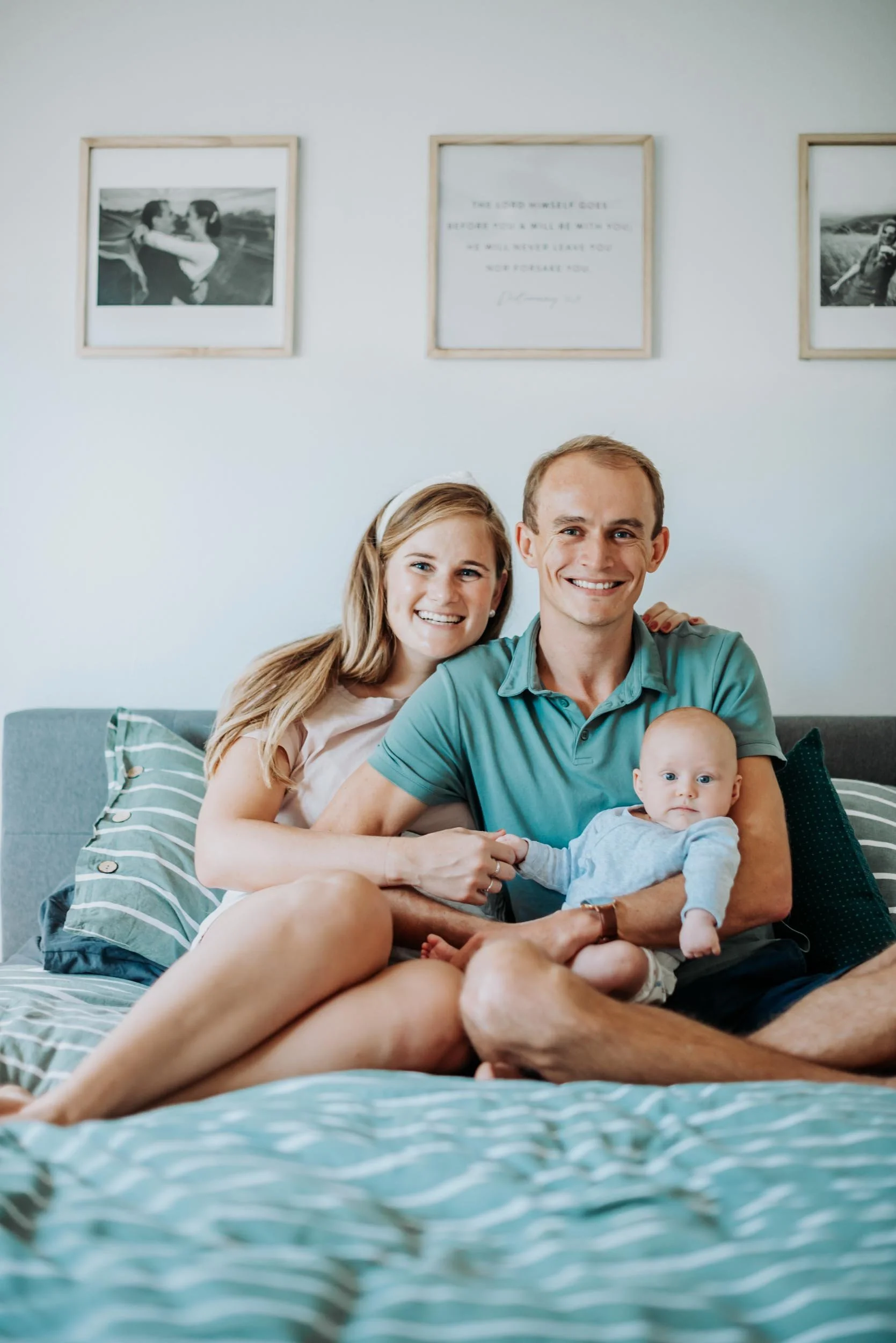 Cayman Islands Lifestyle Newborn Photographer 1.jpeg