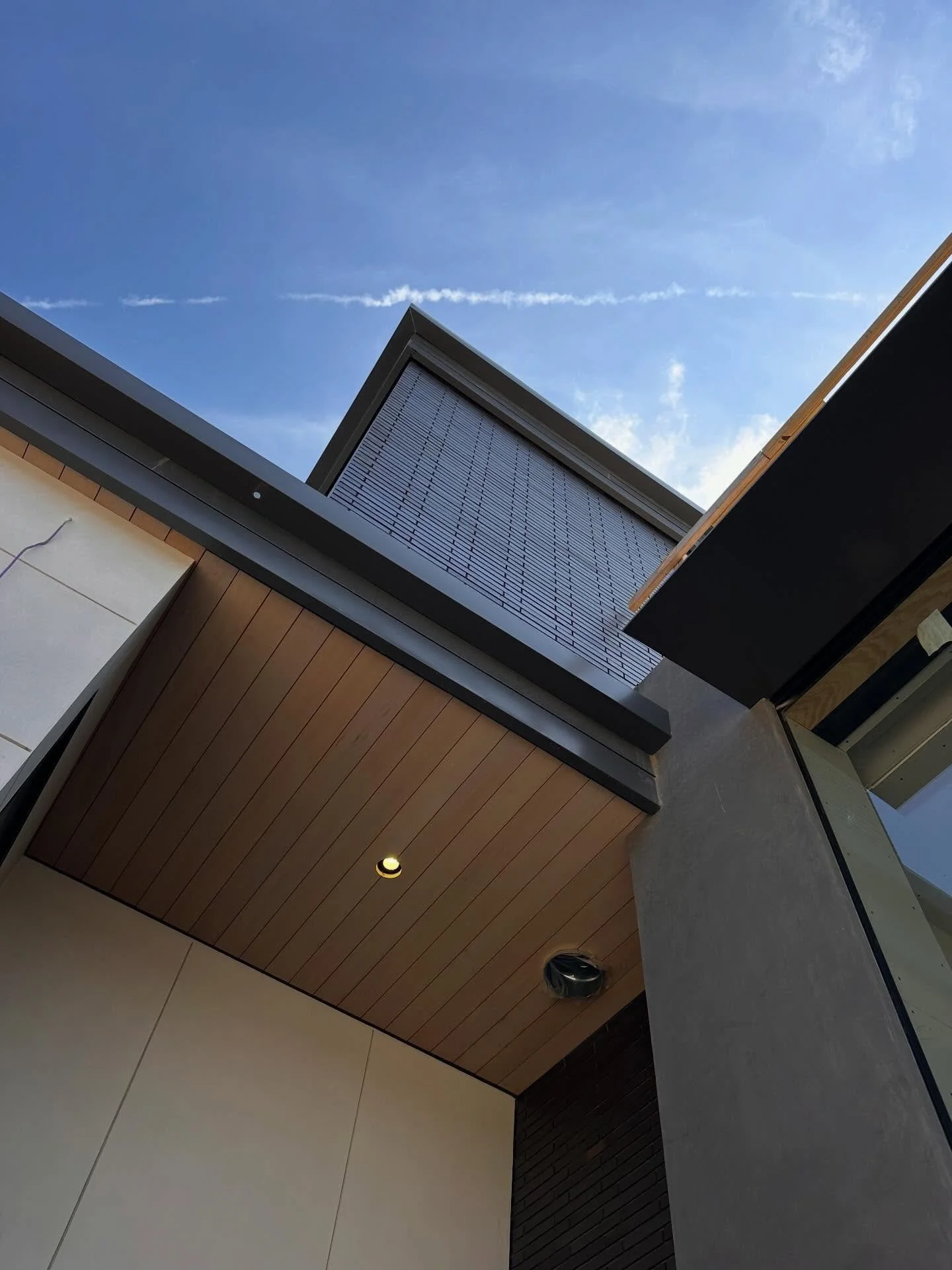 Exciting progress at Martelli Lane @wildcatclubatx &mdash; drywall is up, and the next layers are beginning to take shape. Millwork and finishes are on deck, while site work and landscape continue to evolve in parallel.

This project is a true reflec