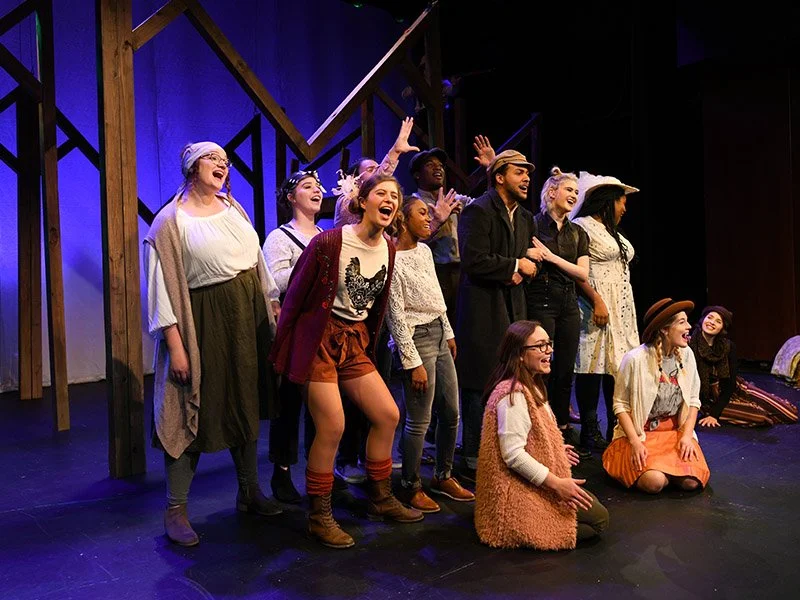 800x600_0001_191106_SK_Animal Farm-group.jpg