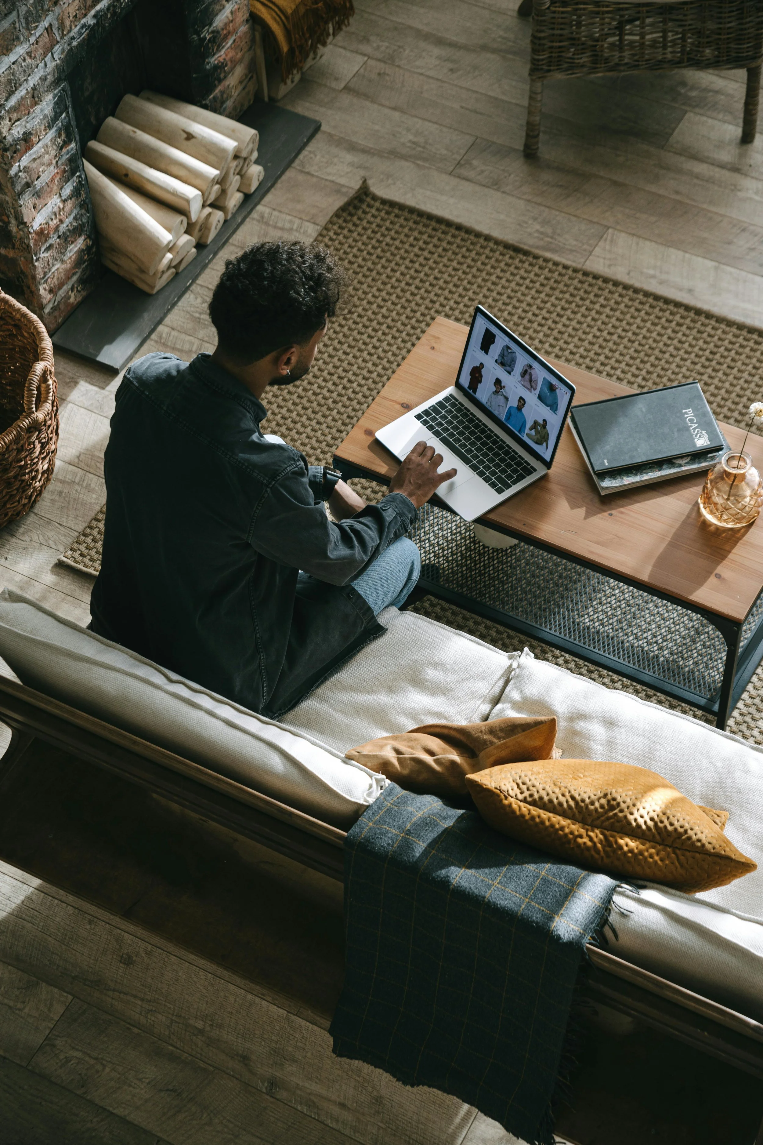 How to Start a Business on Social Media in 2026 (Step-by-Step Guide)