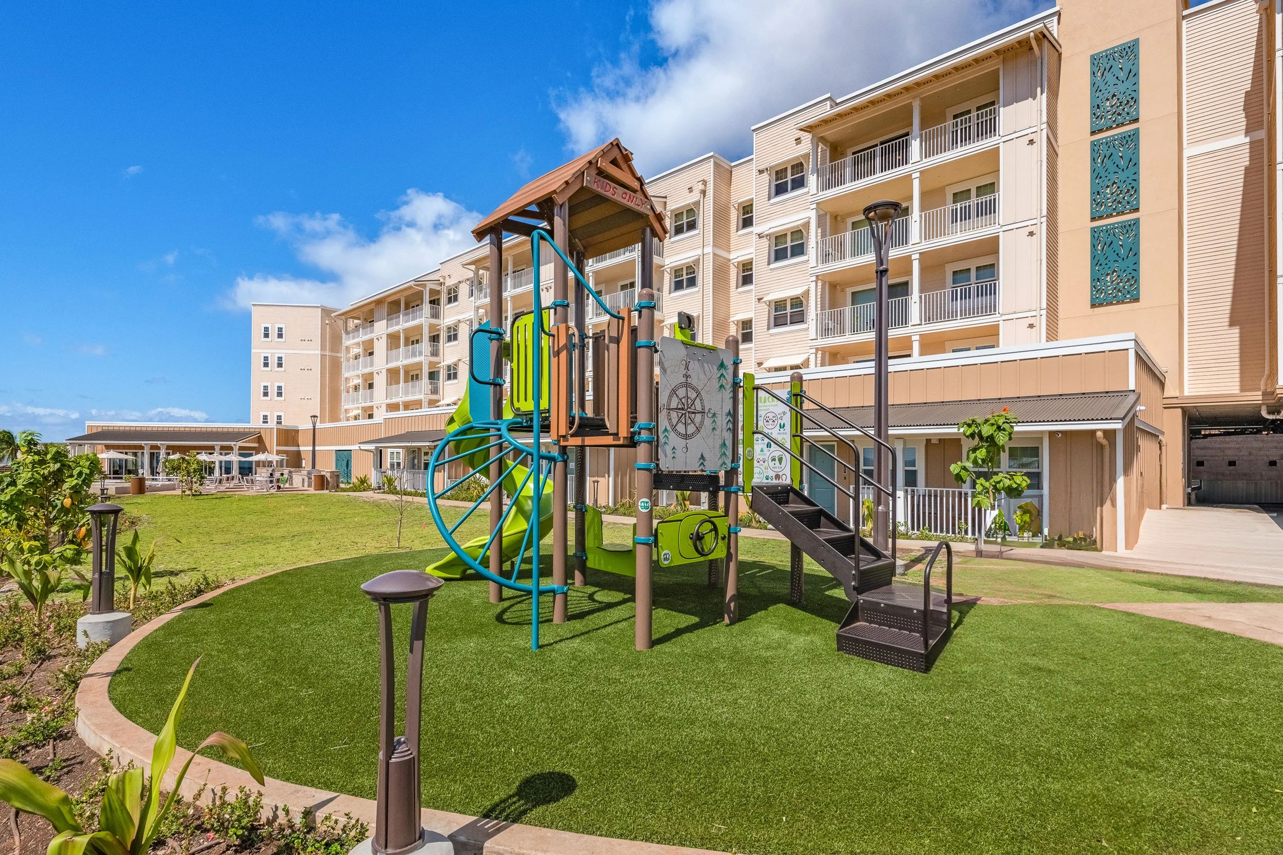 MGCI_Maryl - Maui Lahaina -38.jpg