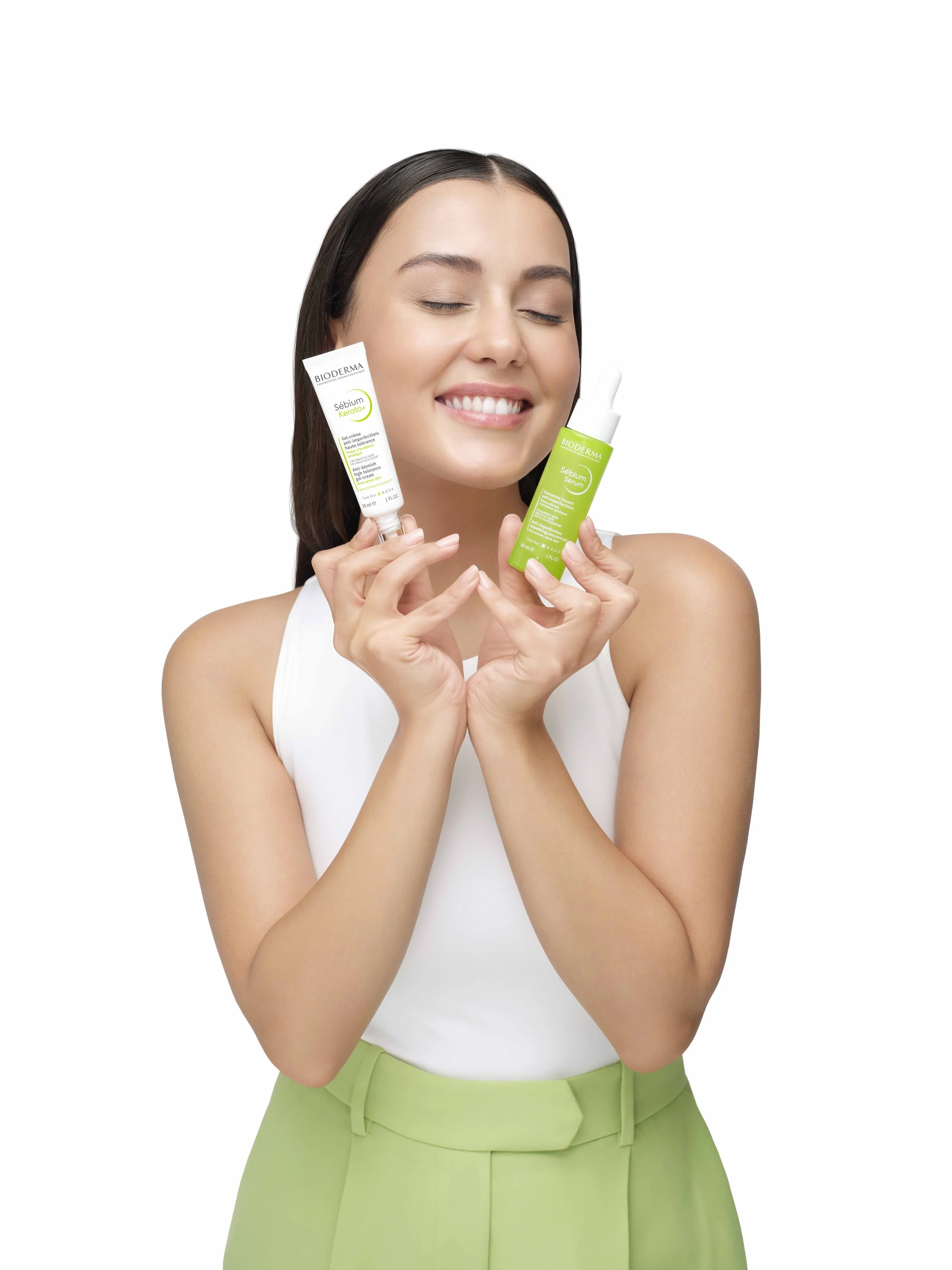 Sanatçımız Sefa Yamak’ın objektifinden, Bioderma’nın yenilikçi formüllerini ve modellerin doğal ten dokularını en saf haliyle yansıtan ileri derece ışık teknikleri kullanımı. Tamamen stüdyo ortamında kurgulanan bu projede, sanat yönetiminden kalabalı
