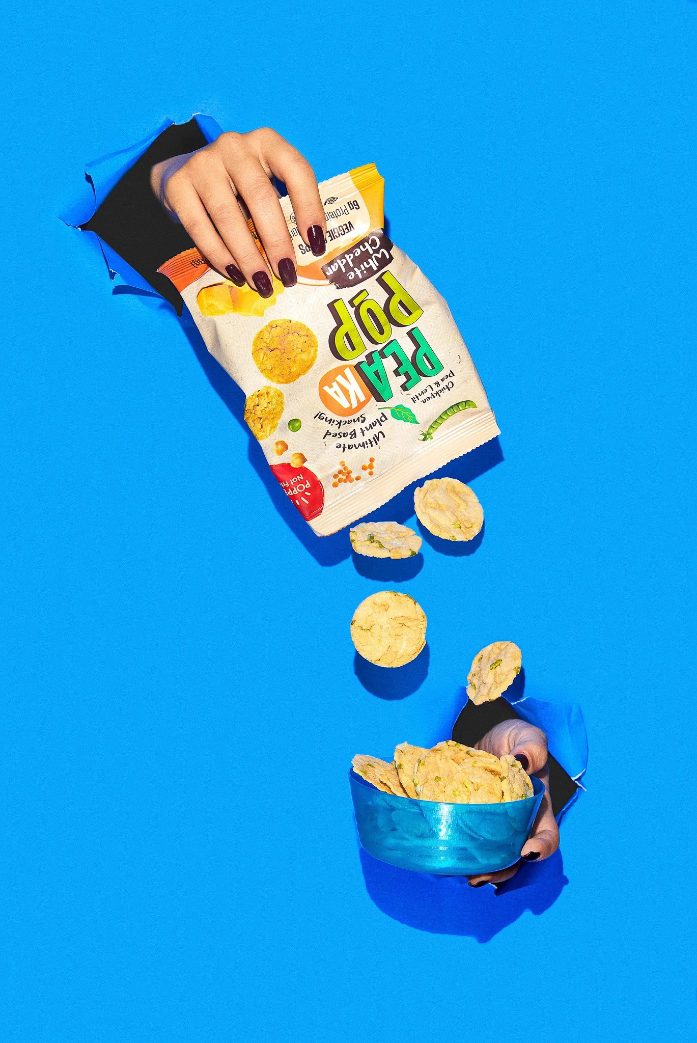 Tropikal otel bungalov ahşap iskele ve deniz manzarası çekimi - PAM İstanbul otel prodüksiyonu