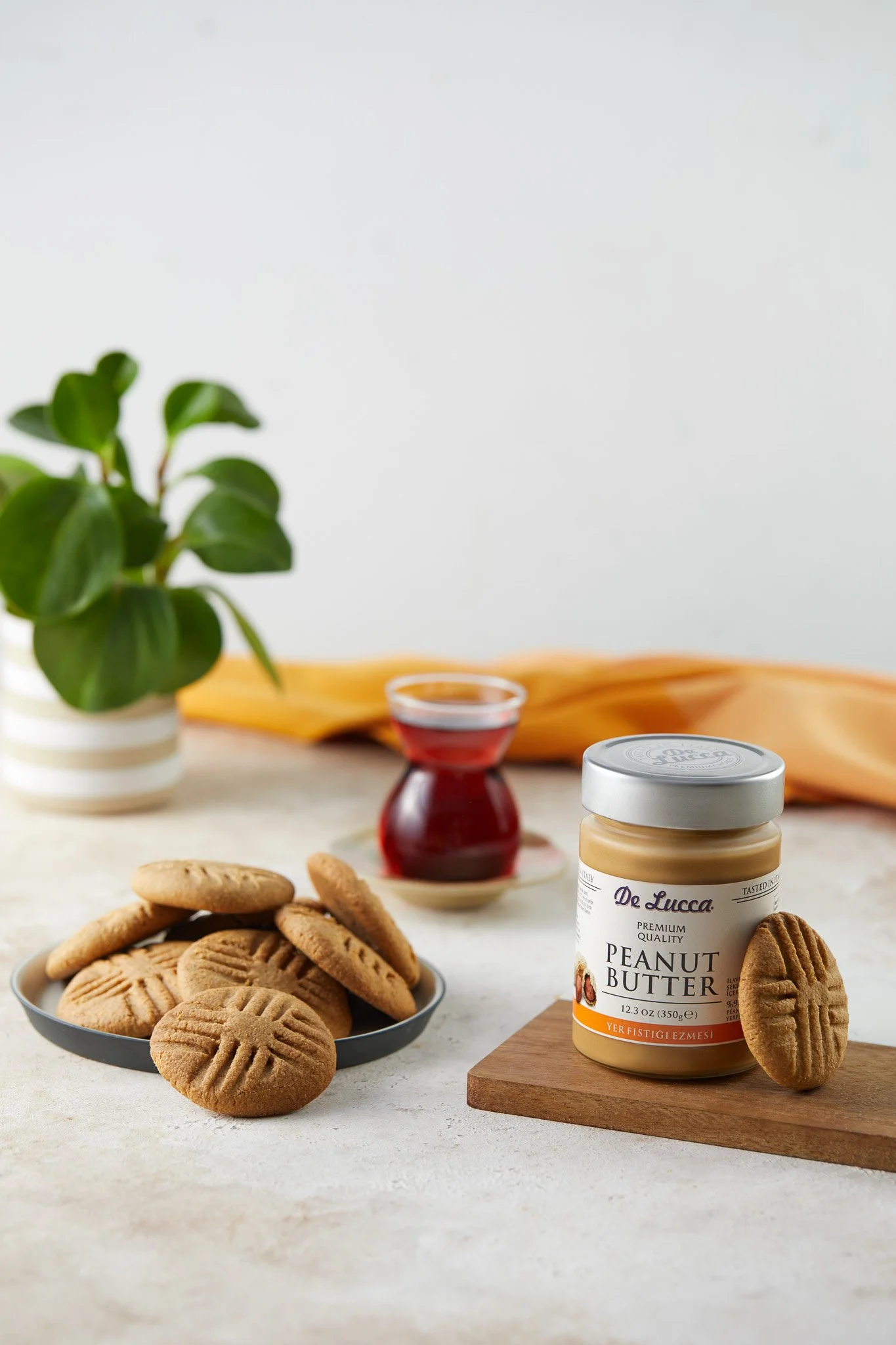 Katalog çekimi - Fıstık ezmesi ürün sunumu ve lifestyle kahvaltı konsepti