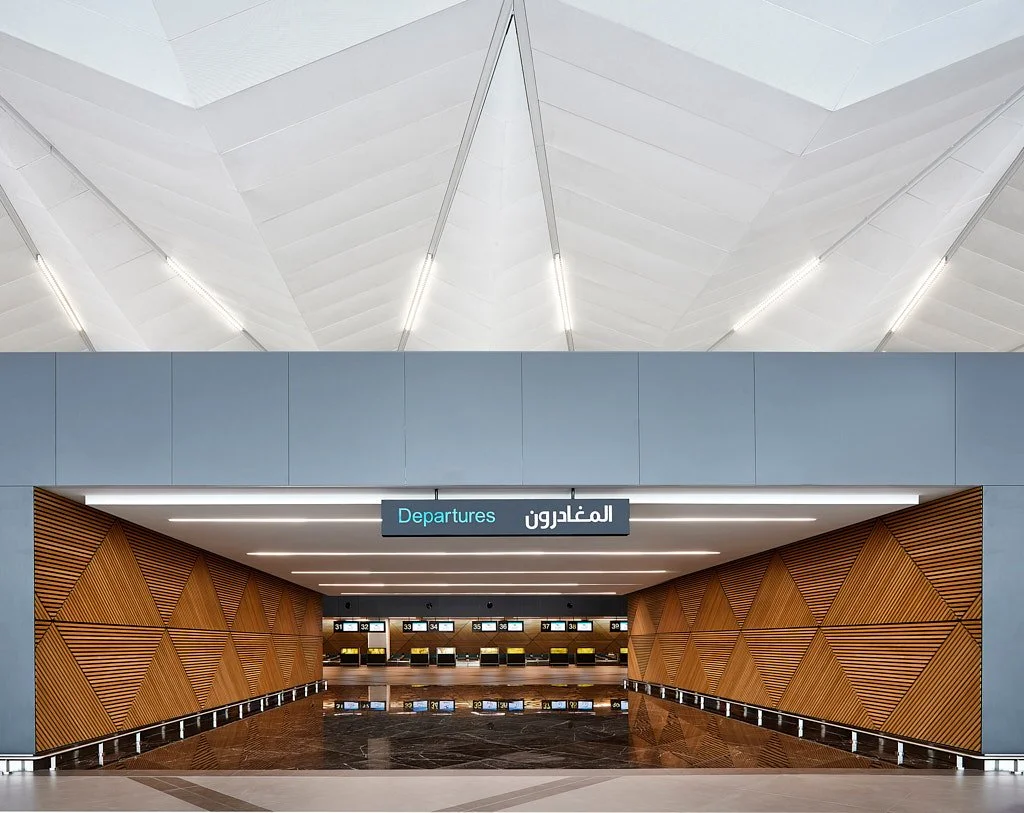 Tropik bungalov tatil köyü palmiye ağaçlı dış mekân çekimi - PAM İstanbul otel prodüksiyonu